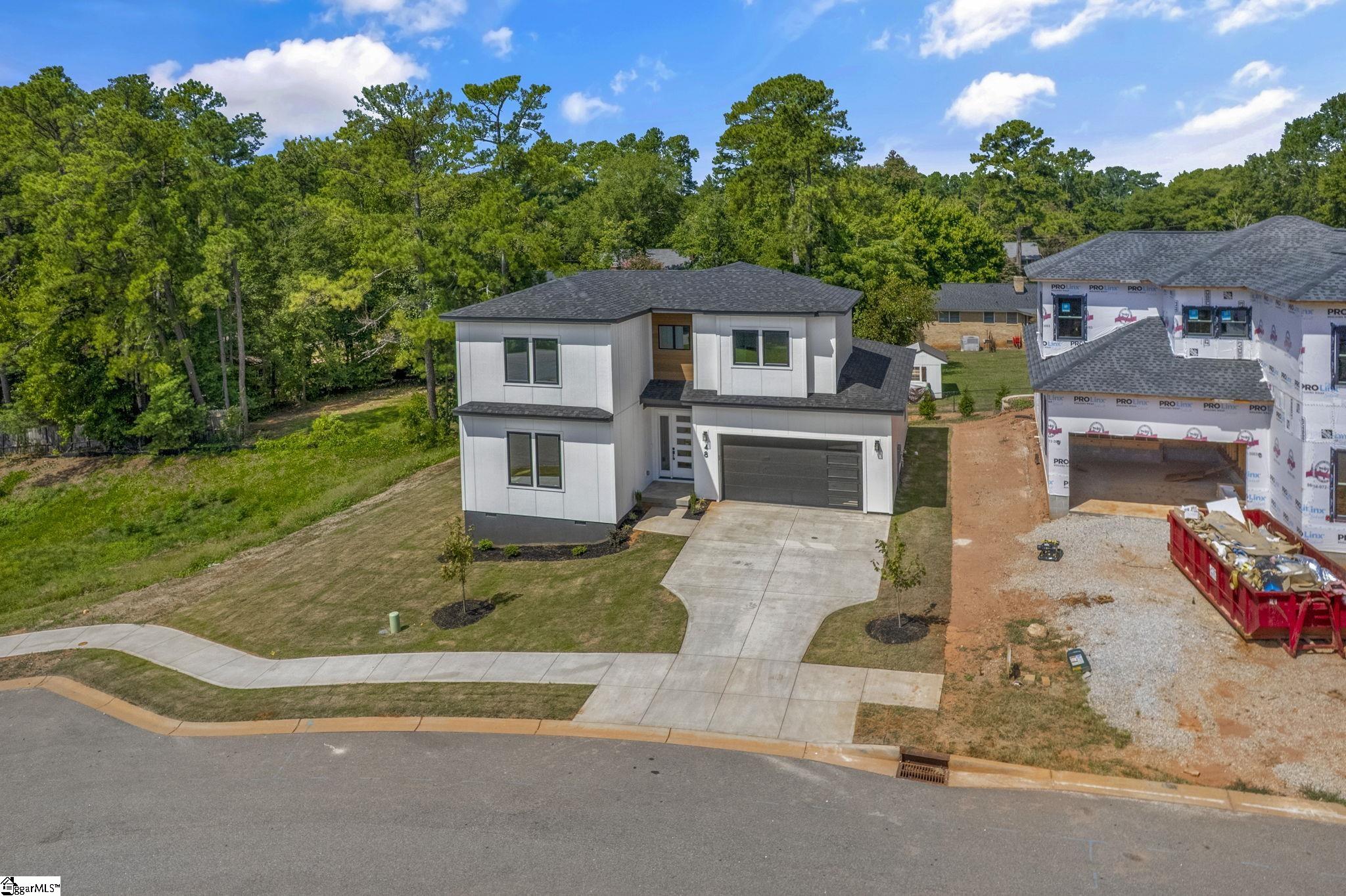 48 Village Crest Drive Greenville, SC 29607