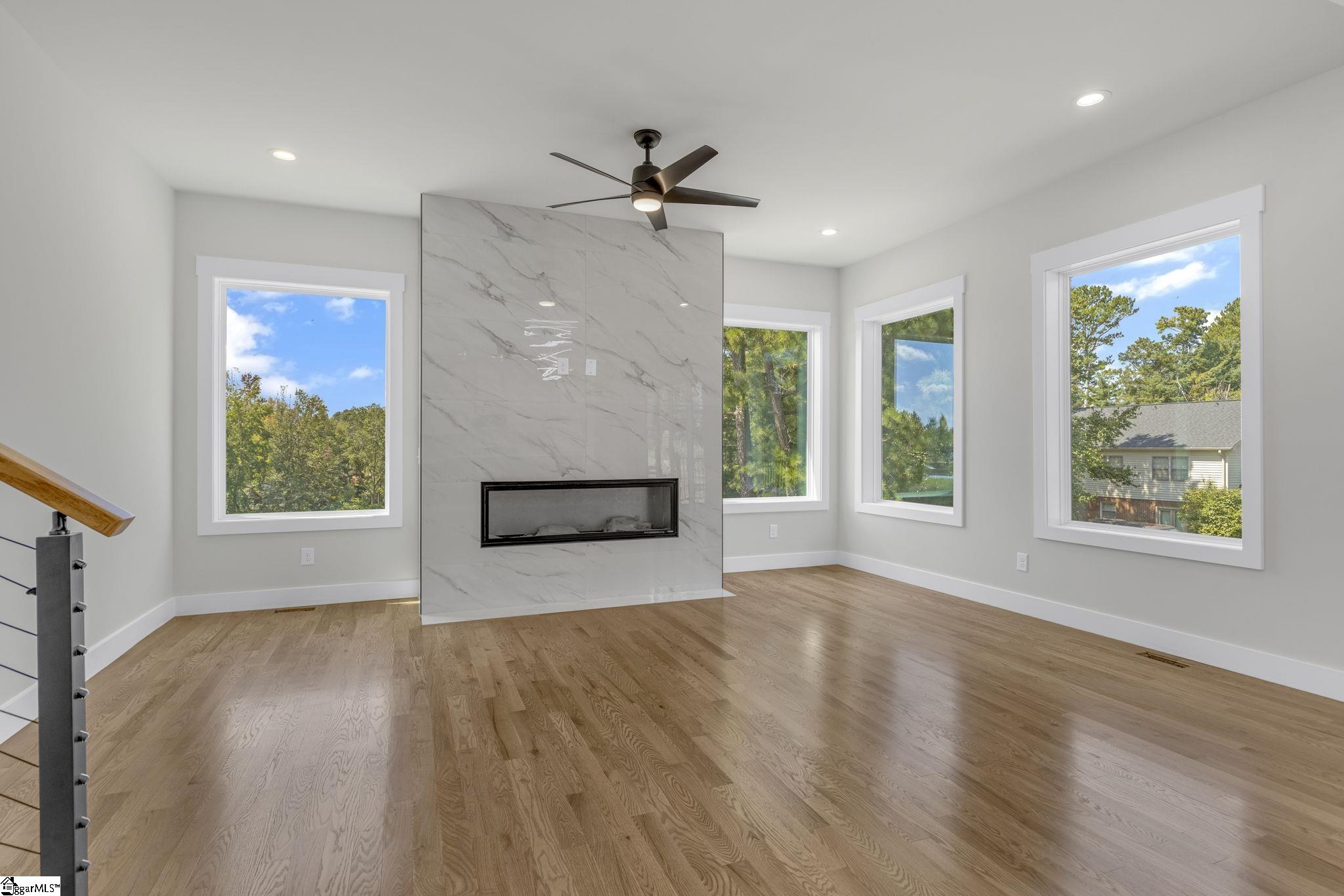 48 Village Crest Drive Greenville, SC 29607