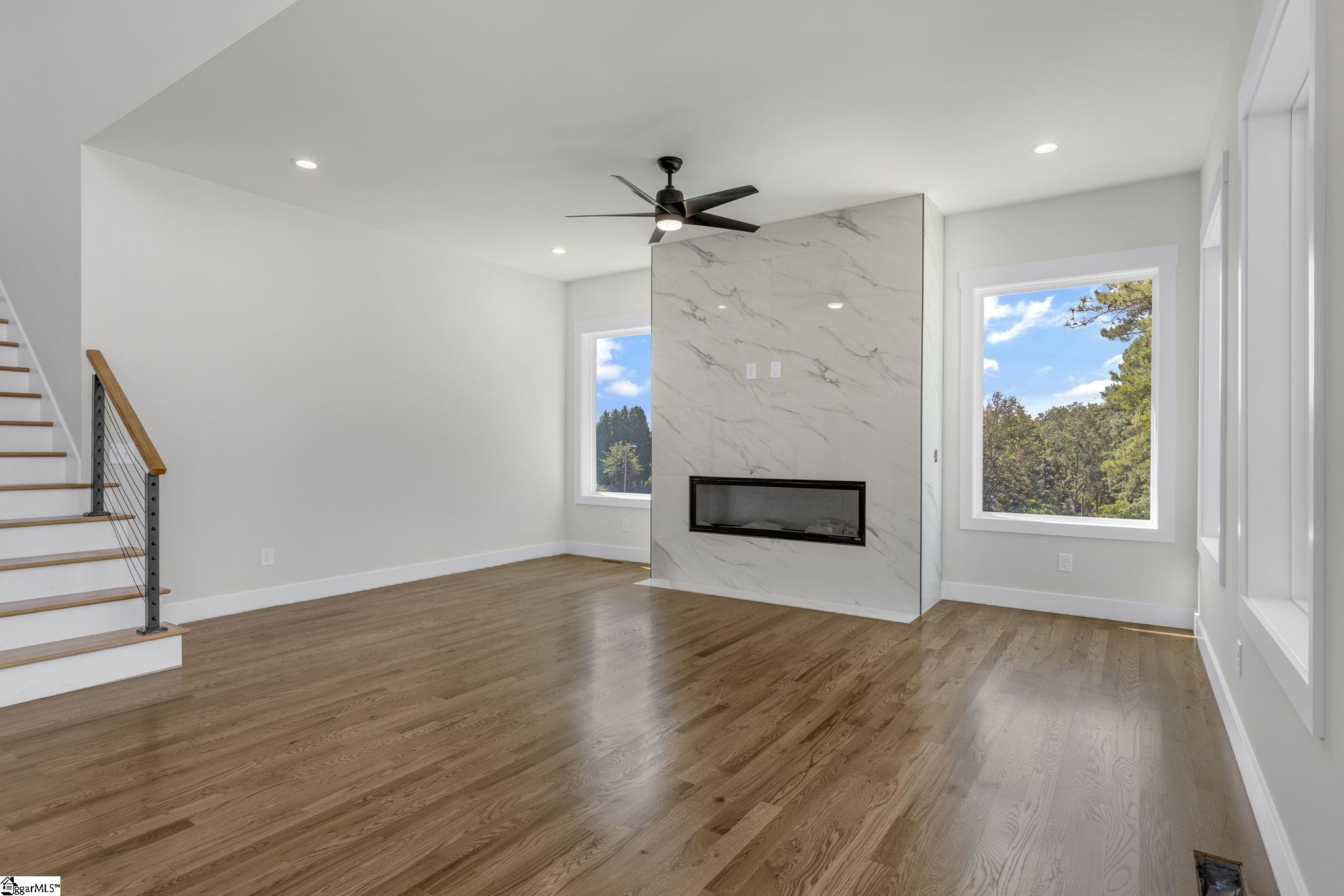 48 Village Crest Drive Greenville, SC 29607