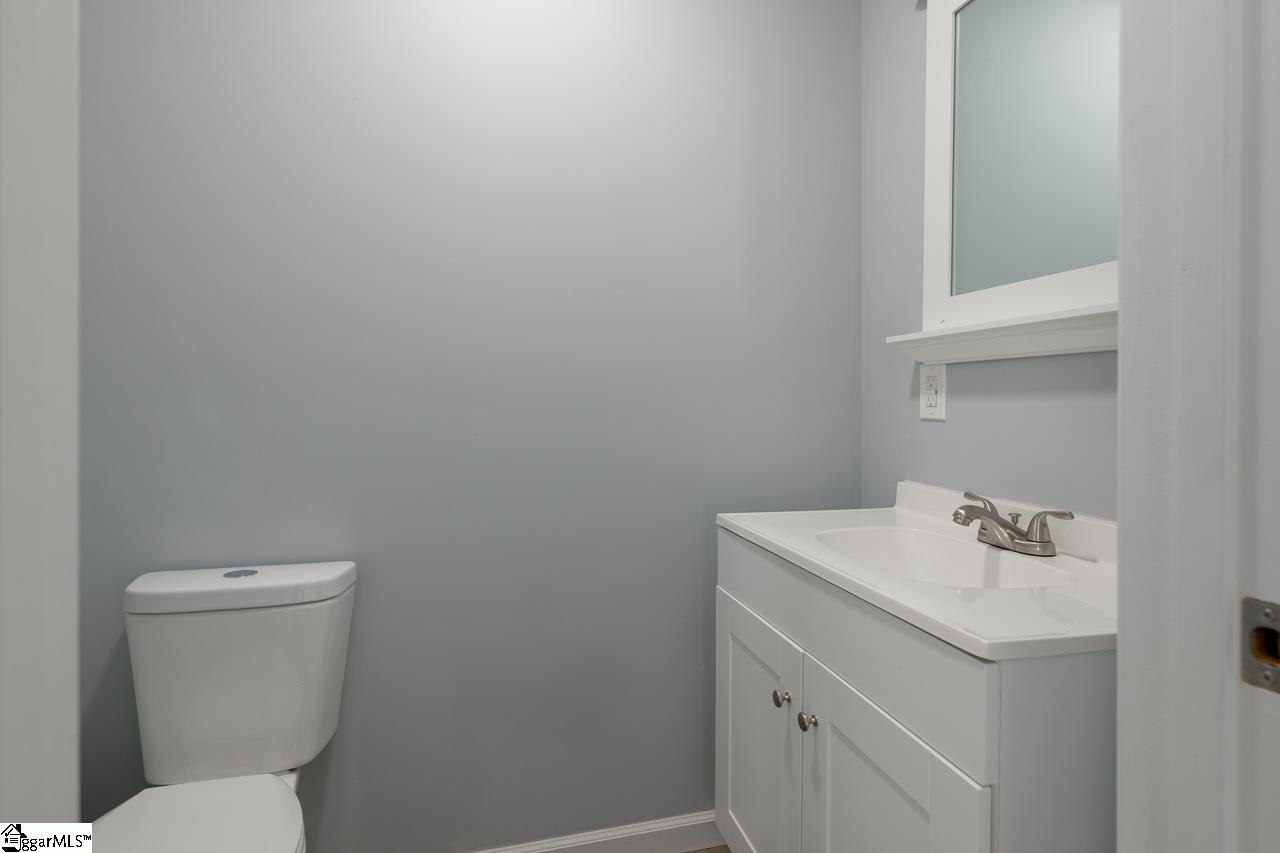 400 N Bell Street Extension Clinton, SC 29325