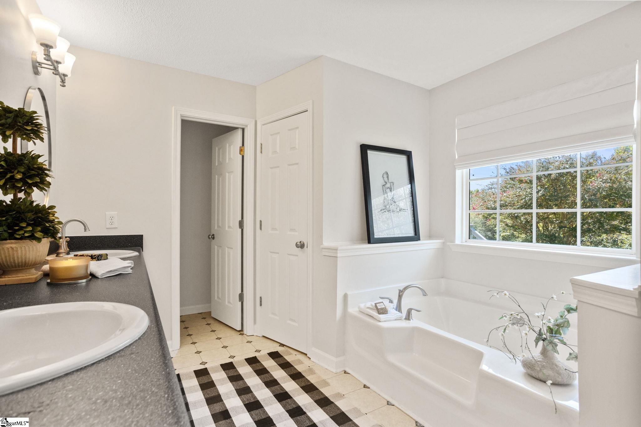 388 Mountain Creek Road Honea Path, SC 29654