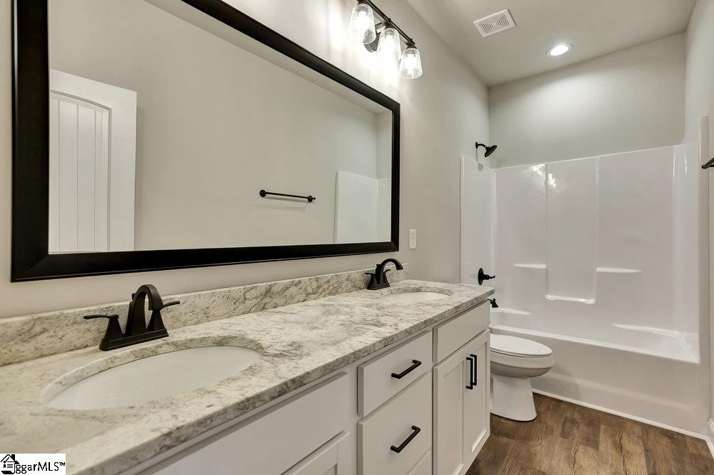 118 Bonaire Point Anderson, SC 29621