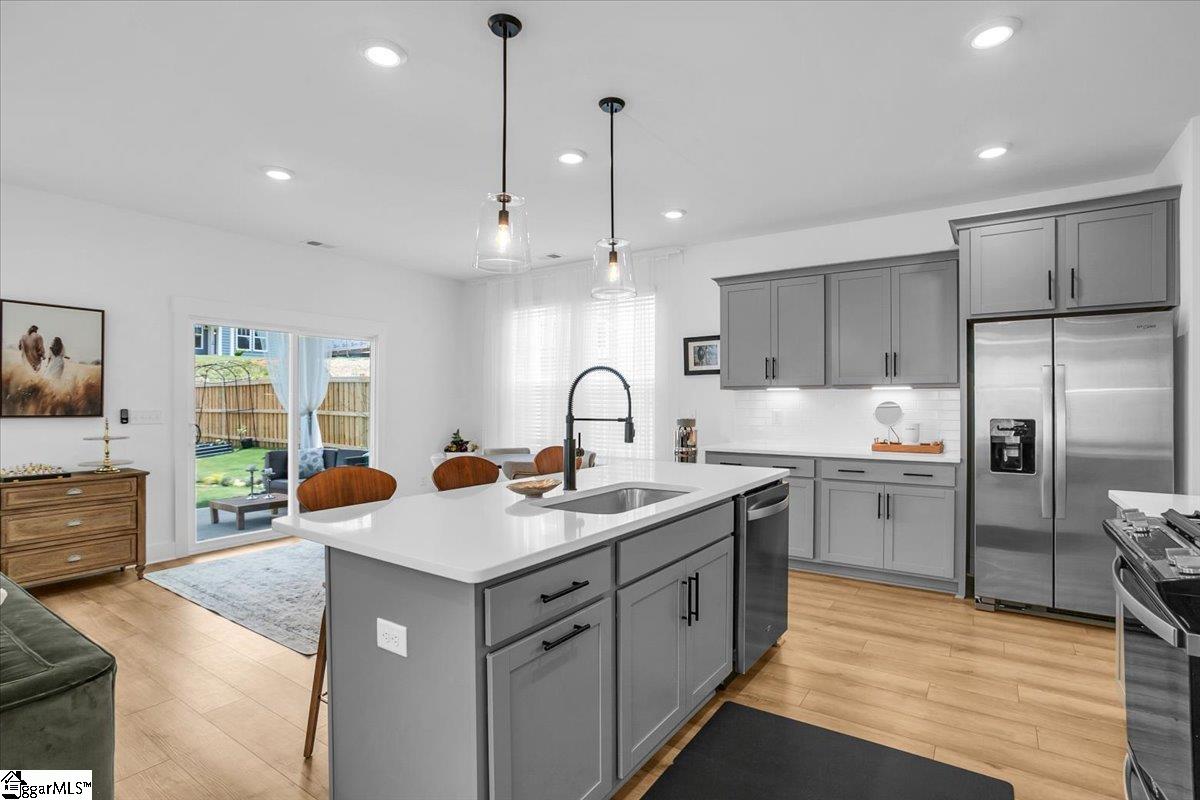 850 Pleasant Falls Drive Moore, SC 29369