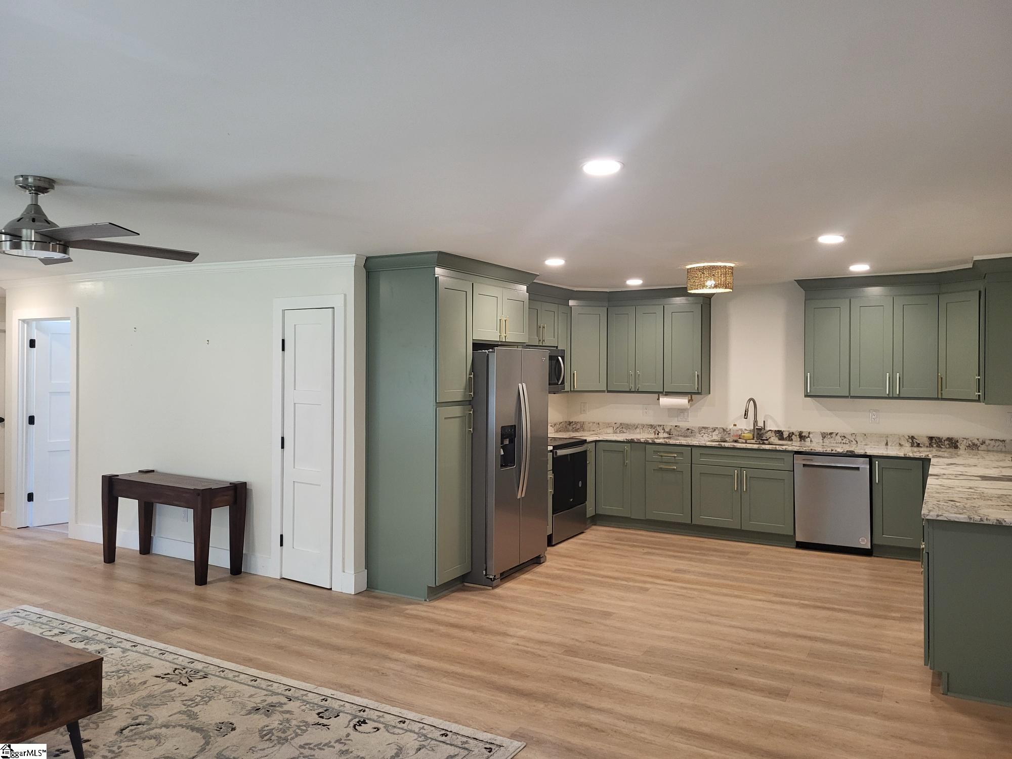 102 Terrace Circle Simpsonville, SC 29681