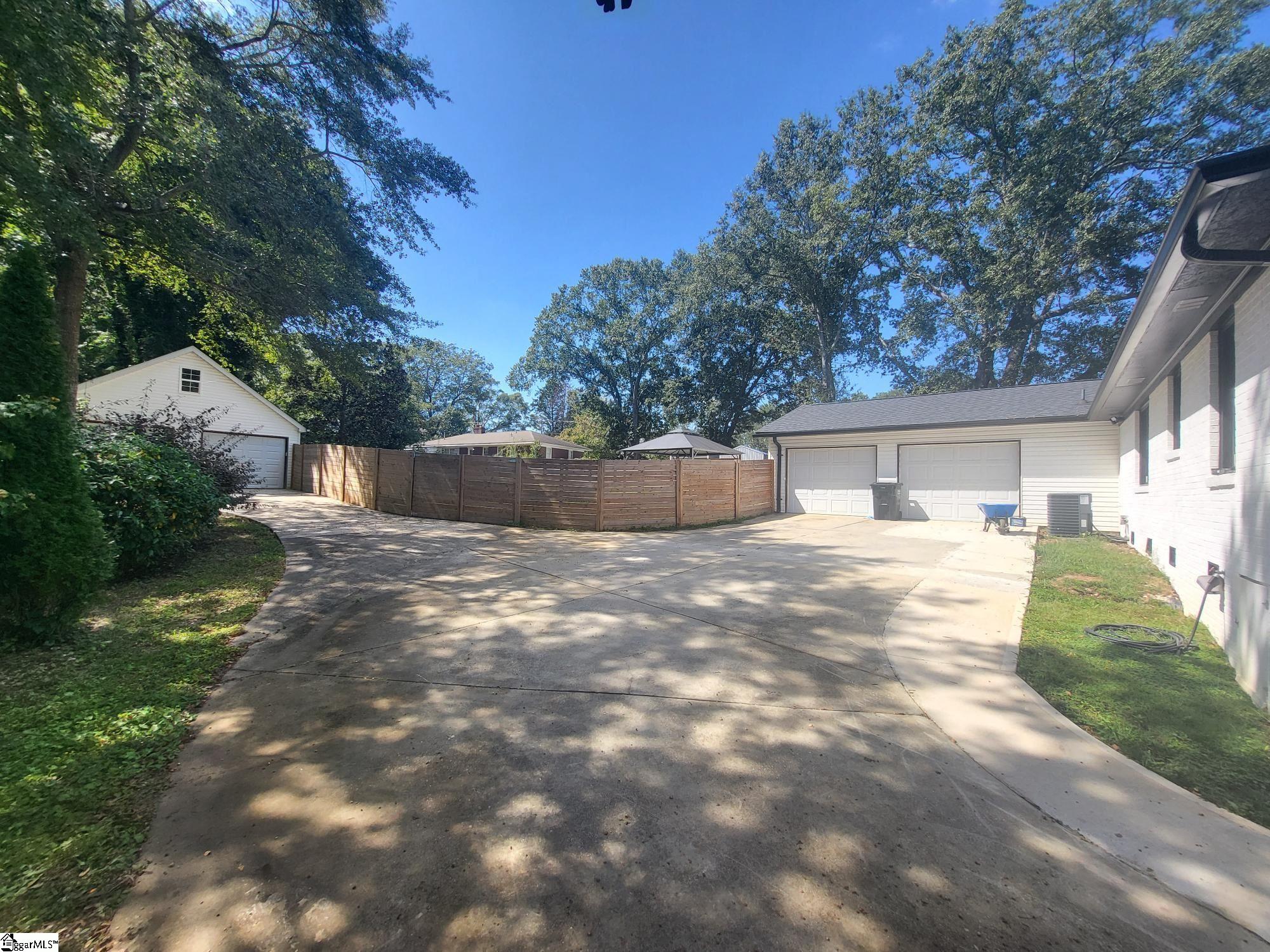 102 Terrace Circle Simpsonville, SC 29681