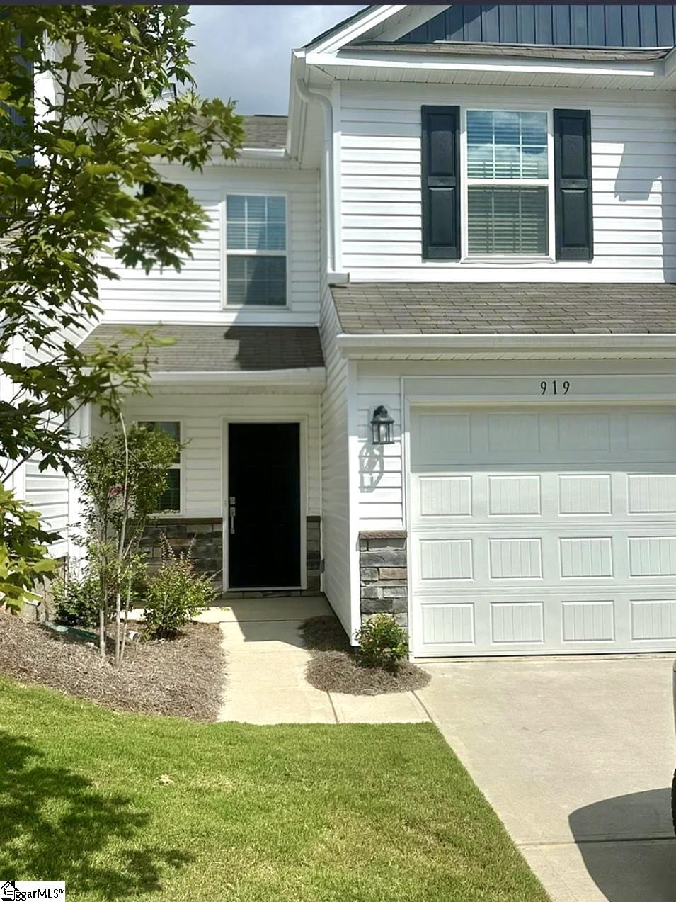 919 Powder Creek Drive Reidville, SC 29375