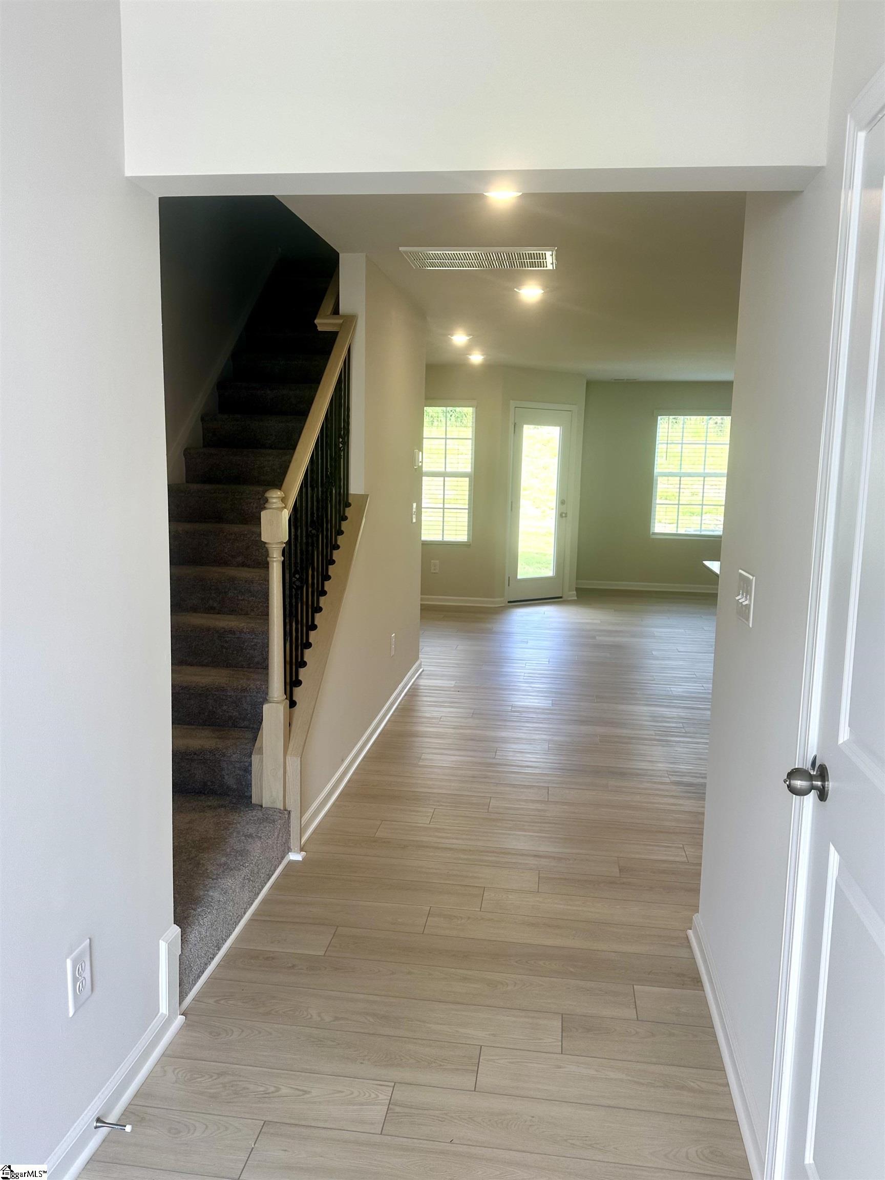 919 Powder Creek Drive Reidville, SC 29375