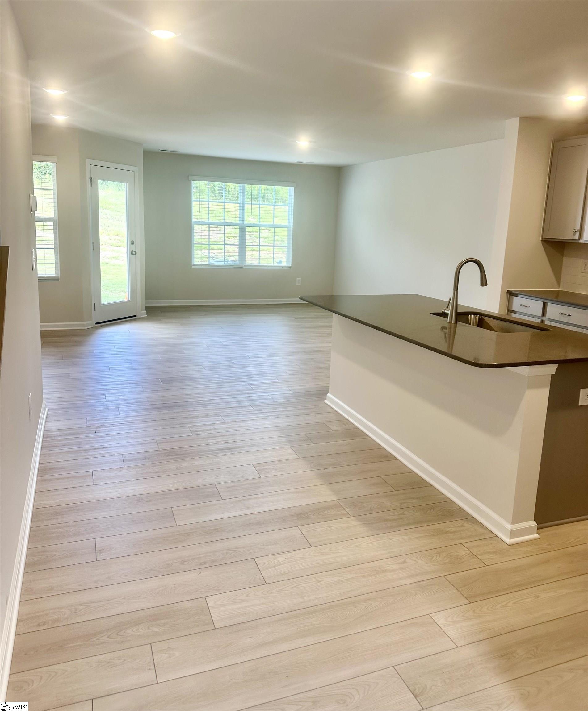 919 Powder Creek Drive Reidville, SC 29375