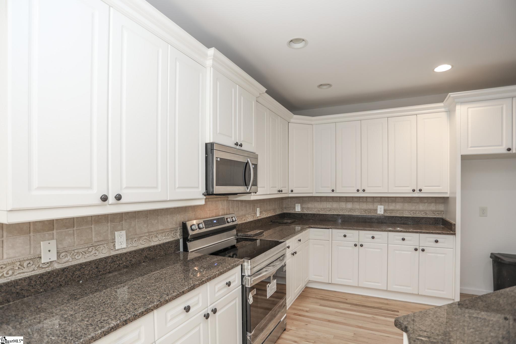 1205 Farming Creek Drive Simpsonville, SC 29680