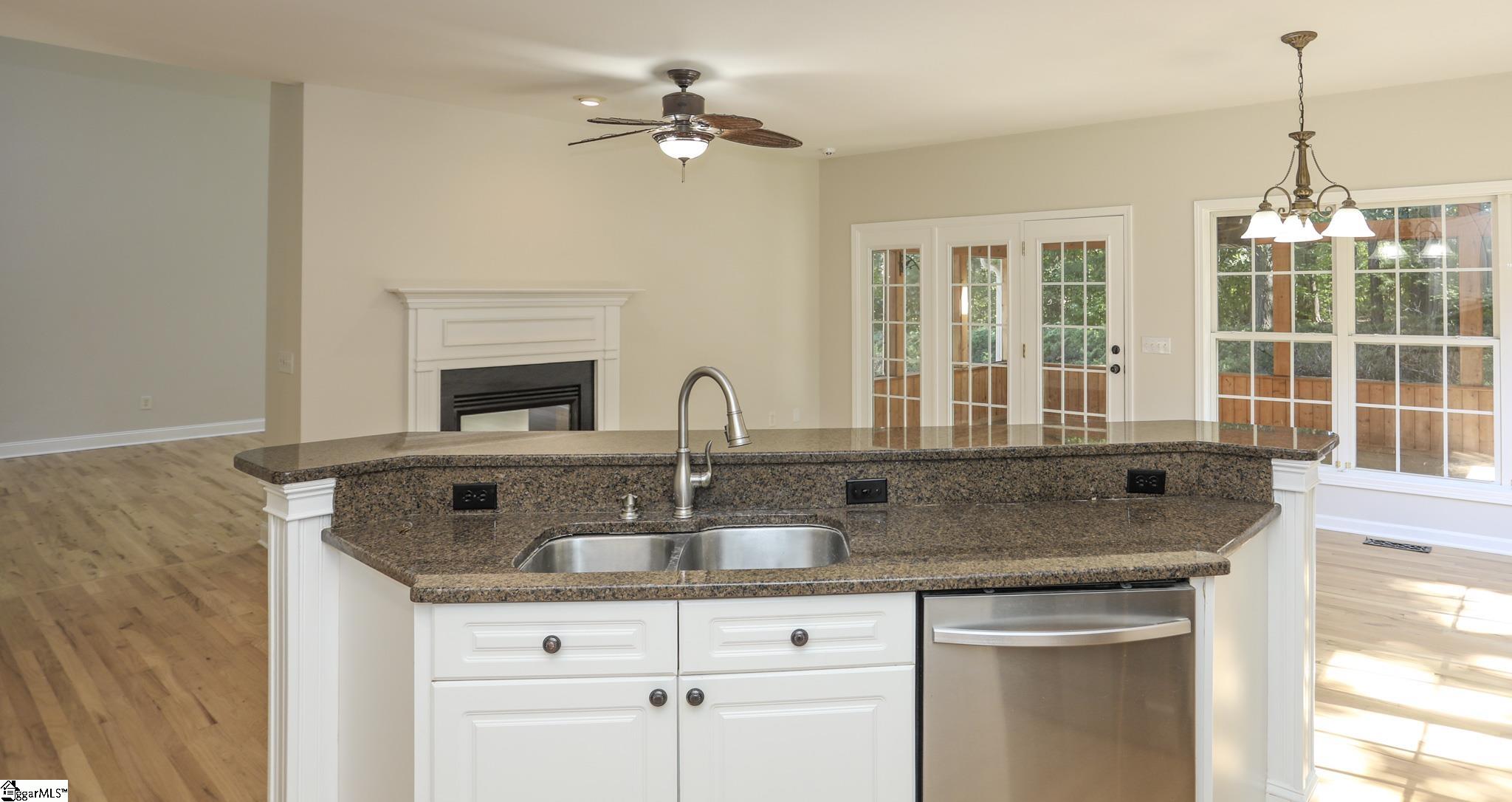 1205 Farming Creek Drive Simpsonville, SC 29680
