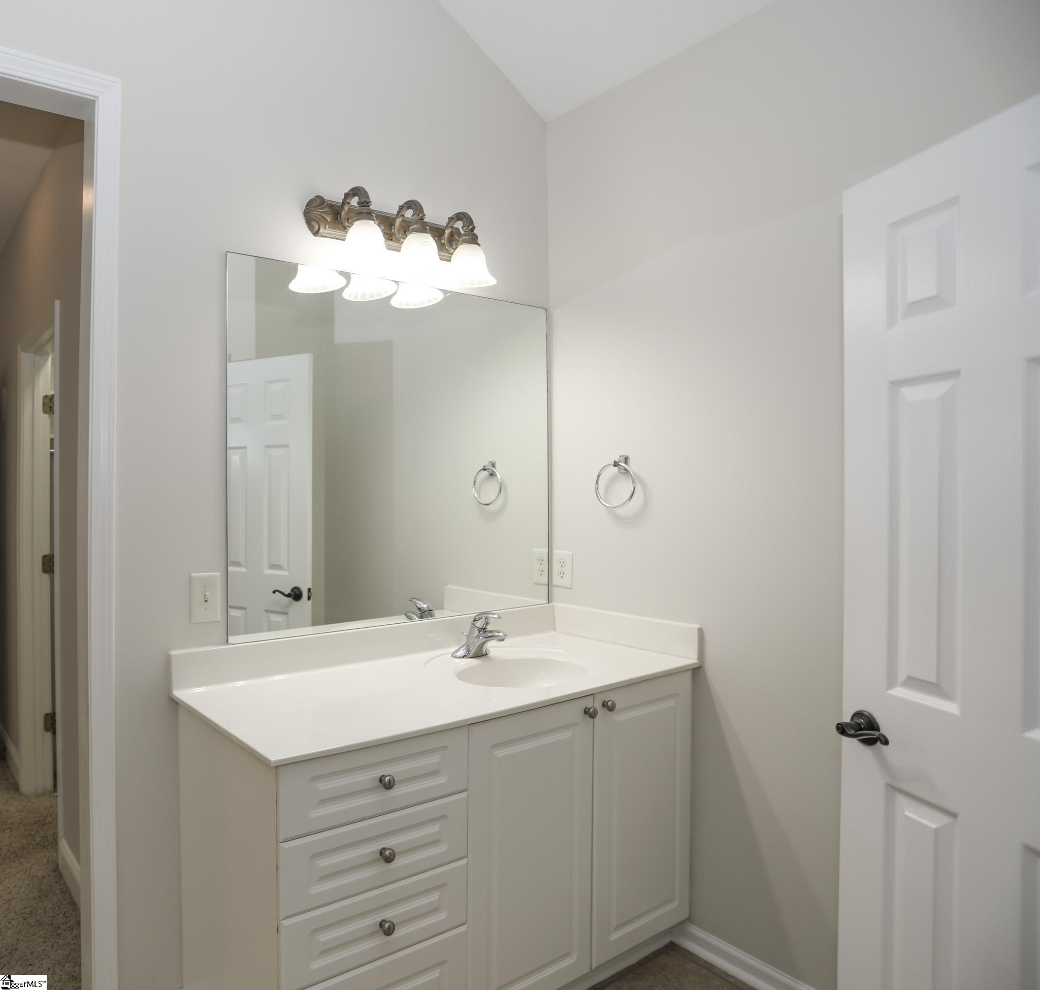 1205 Farming Creek Drive Simpsonville, SC 29680