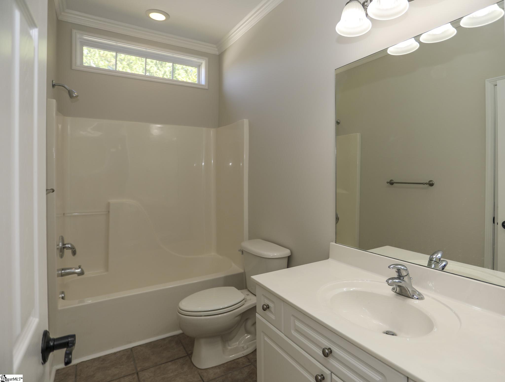 1205 Farming Creek Drive Simpsonville, SC 29680