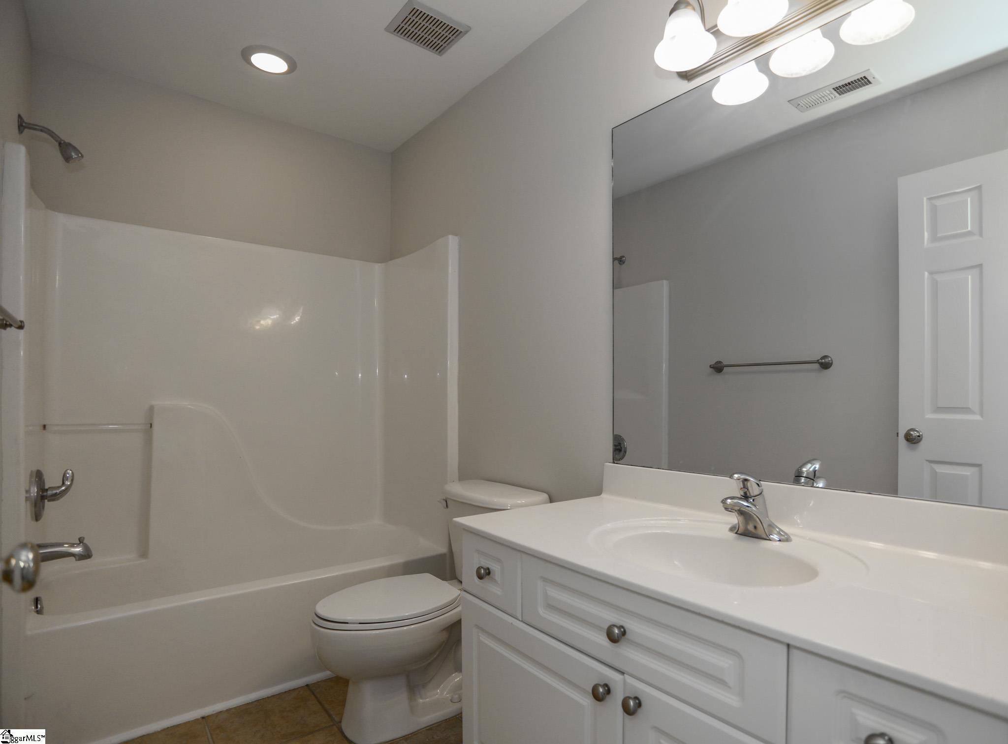 1205 Farming Creek Drive Simpsonville, SC 29680