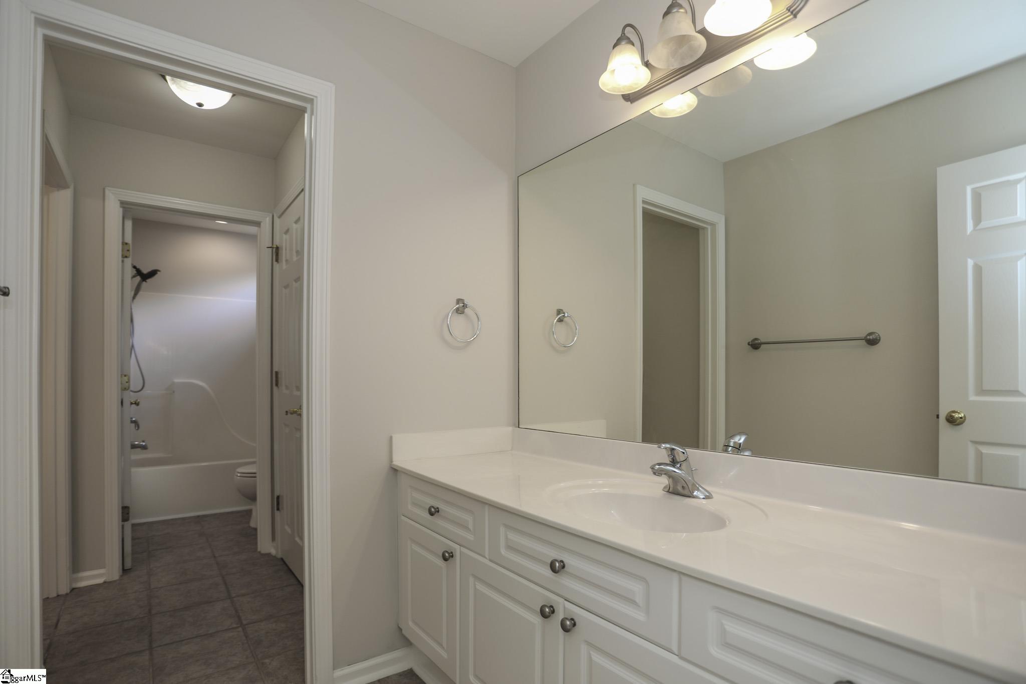 1205 Farming Creek Drive Simpsonville, SC 29680
