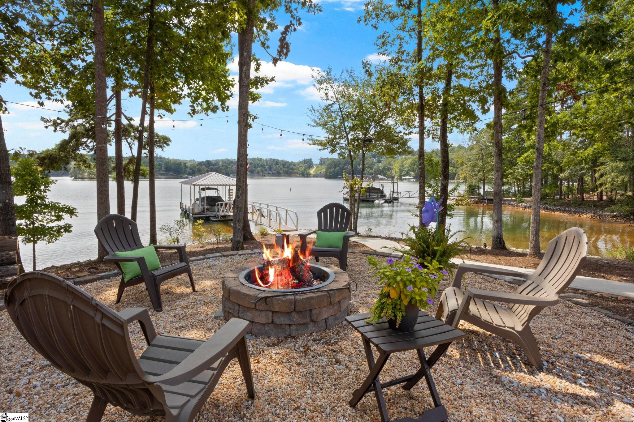 338 McAlister Road West Union, SC 29696