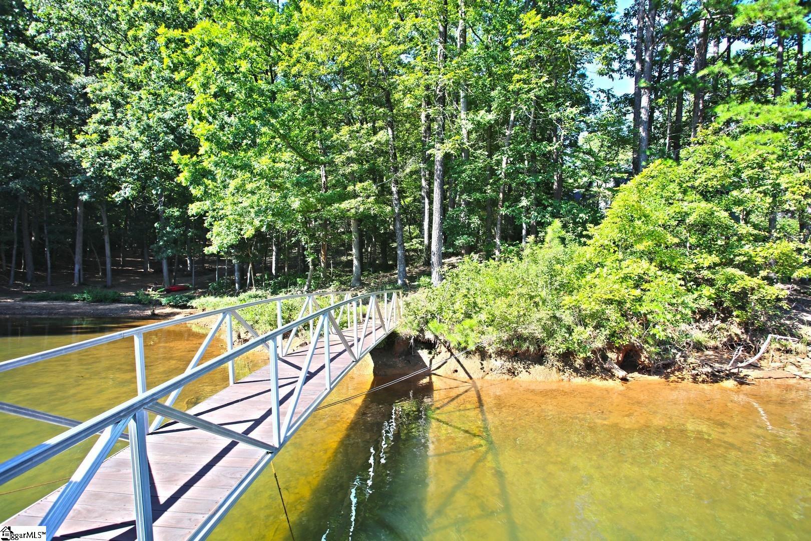 556 Riverstone Drive Salem, SC 29676