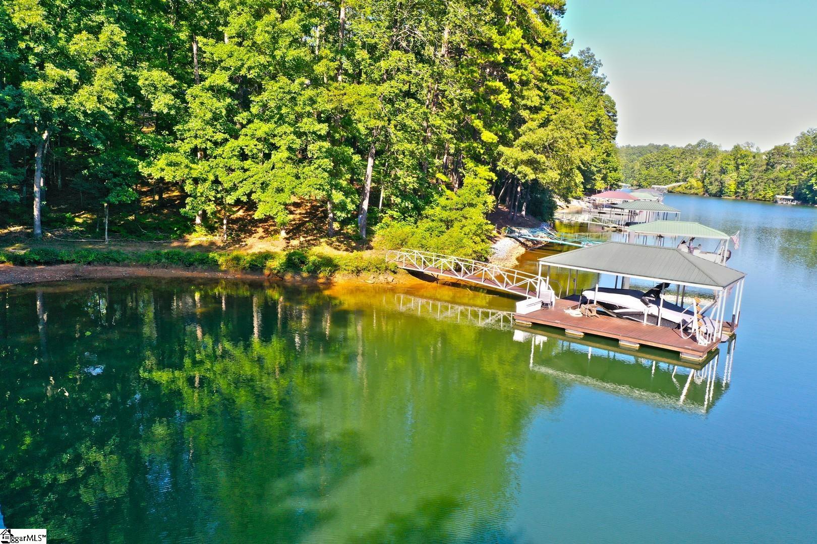 556 Riverstone Drive Salem, SC 29676