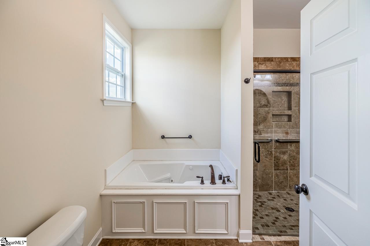608 Saddlebred Drive Pelzer, SC 29669