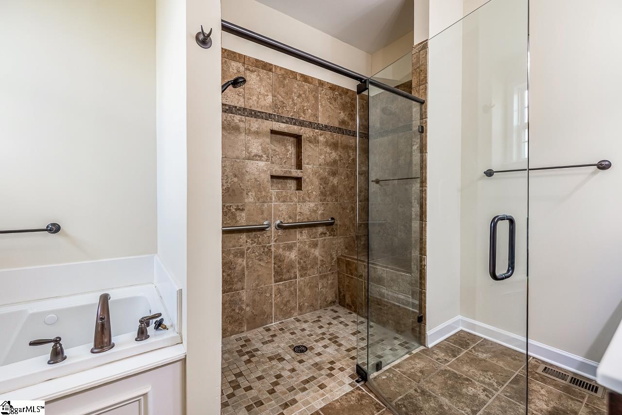 608 Saddlebred Drive Pelzer, SC 29669