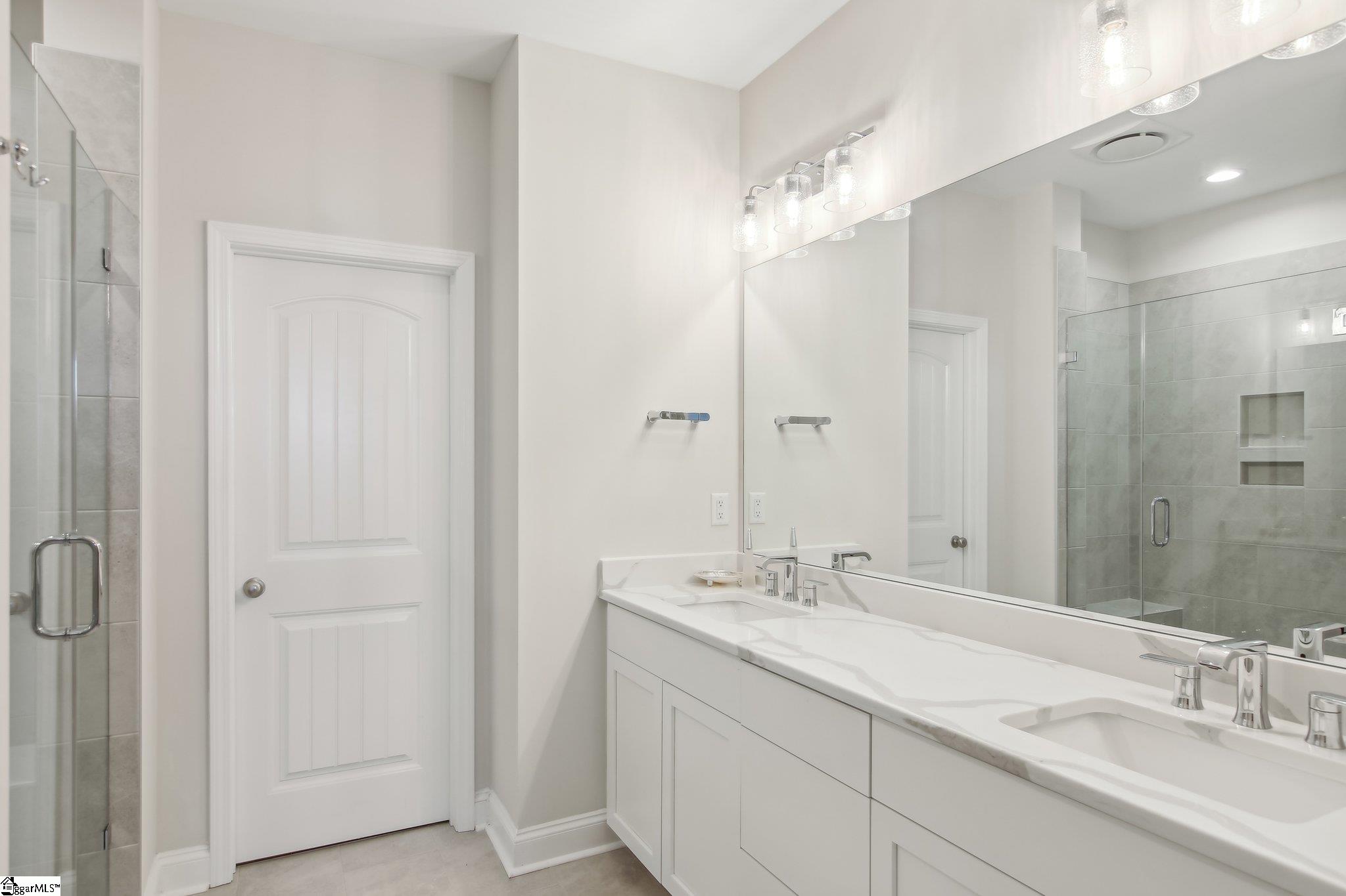 20 Hasbrook Lane Greenville, SC 29607