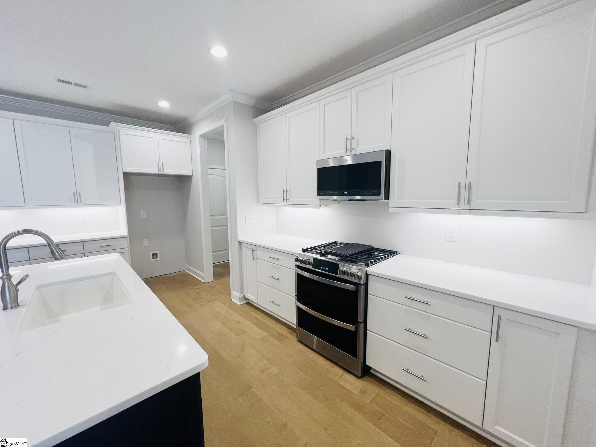 73 Hensley Road Greenville, SC 29607