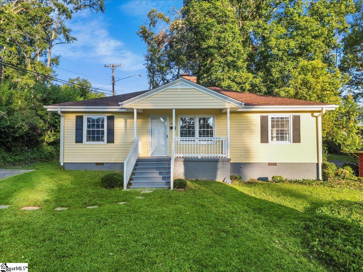 135 Overbrook Circle Spartanburg, SC 29306-4125