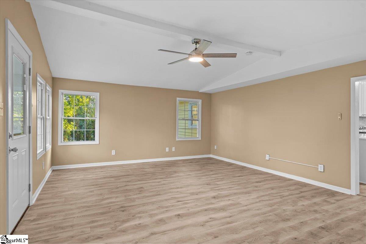 135 Overbrook Circle Spartanburg, SC 29306-4125