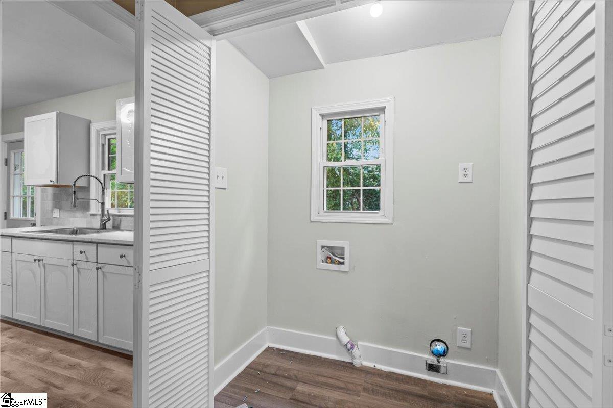135 Overbrook Circle Spartanburg, SC 29306-4125
