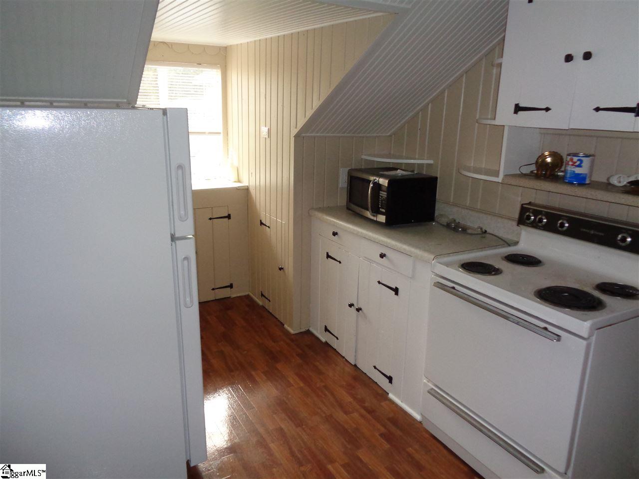 260 E Greer Street Greer, SC 29650