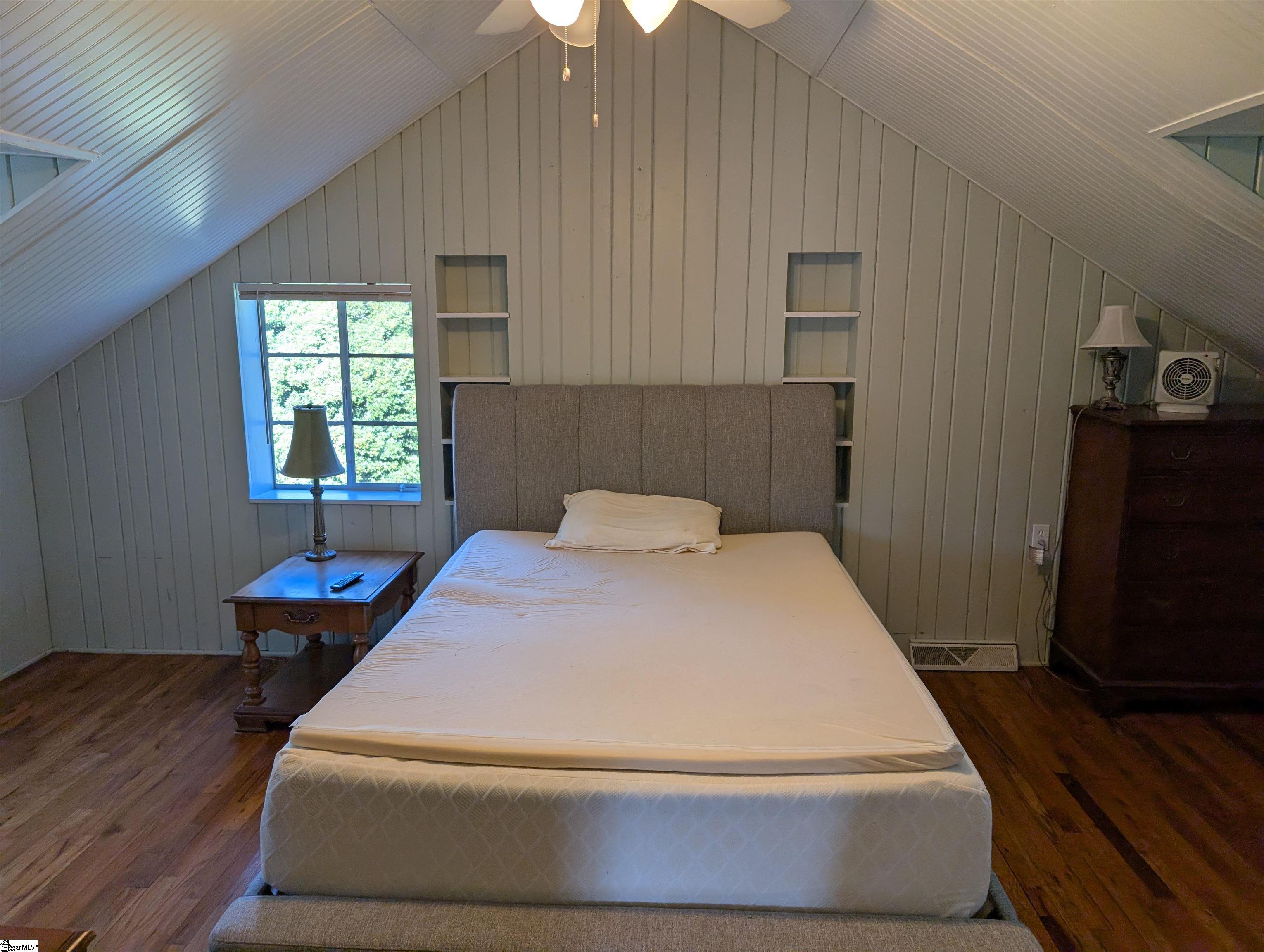 260 E Greer Street Greer, SC 29650
