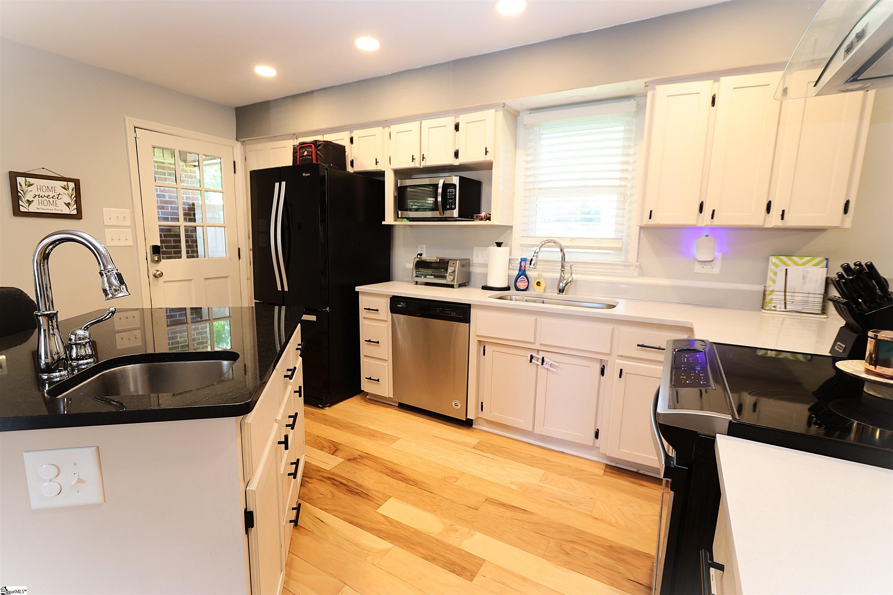 291 Ferndale Drive Boiling Springs, SC 29316