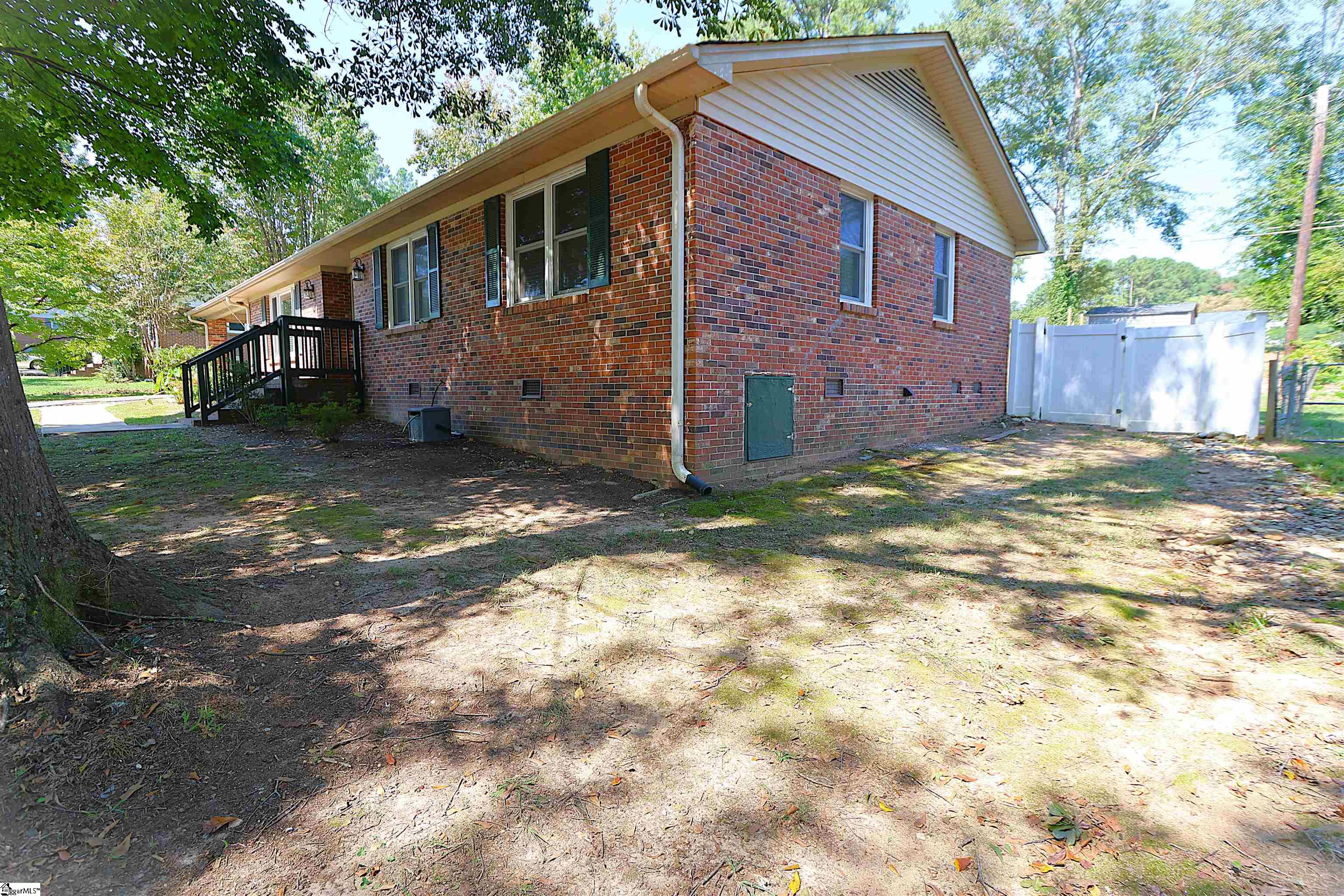 291 Ferndale Drive Boiling Springs, SC 29316