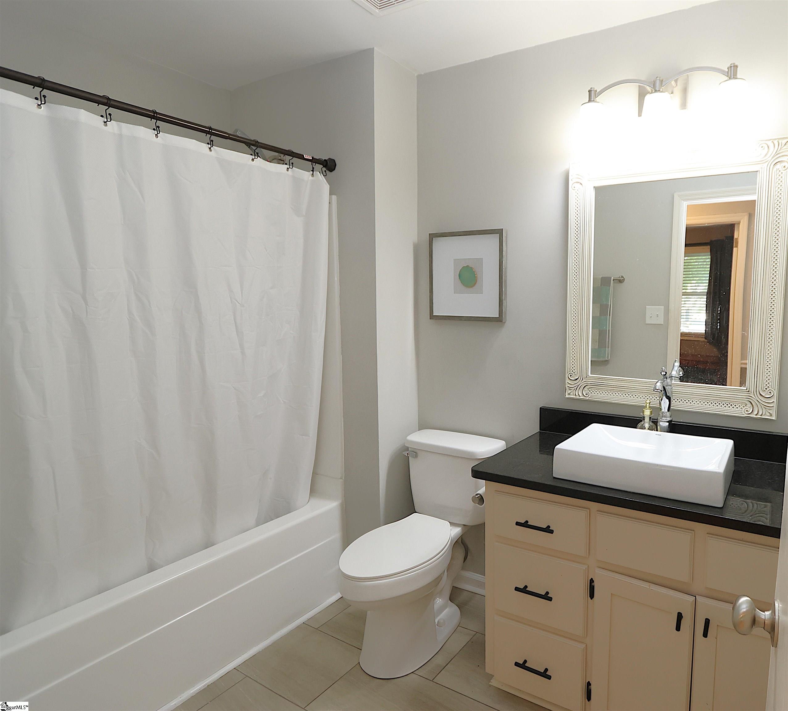 291 Ferndale Drive Boiling Springs, SC 29316