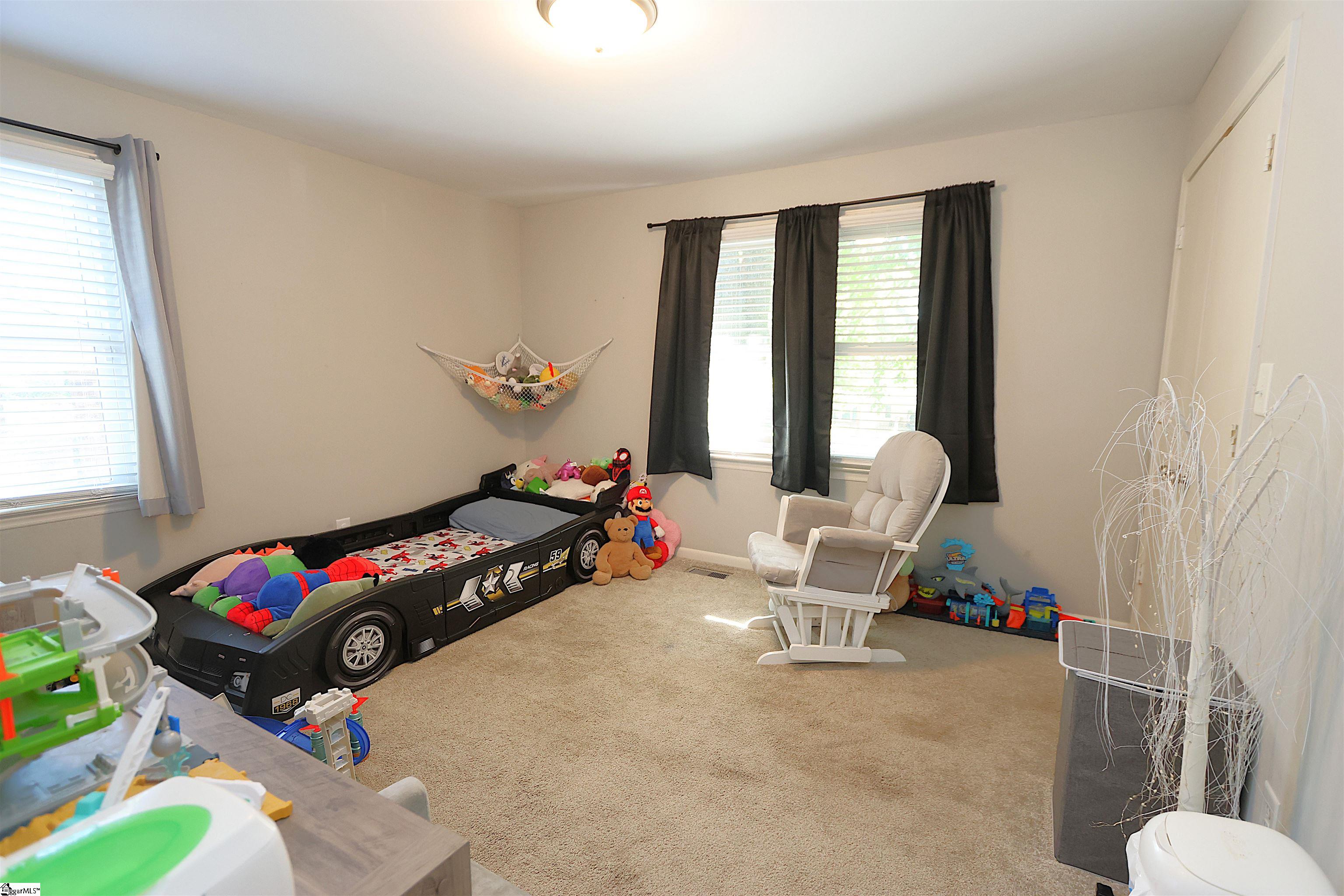 291 Ferndale Drive Boiling Springs, SC 29316