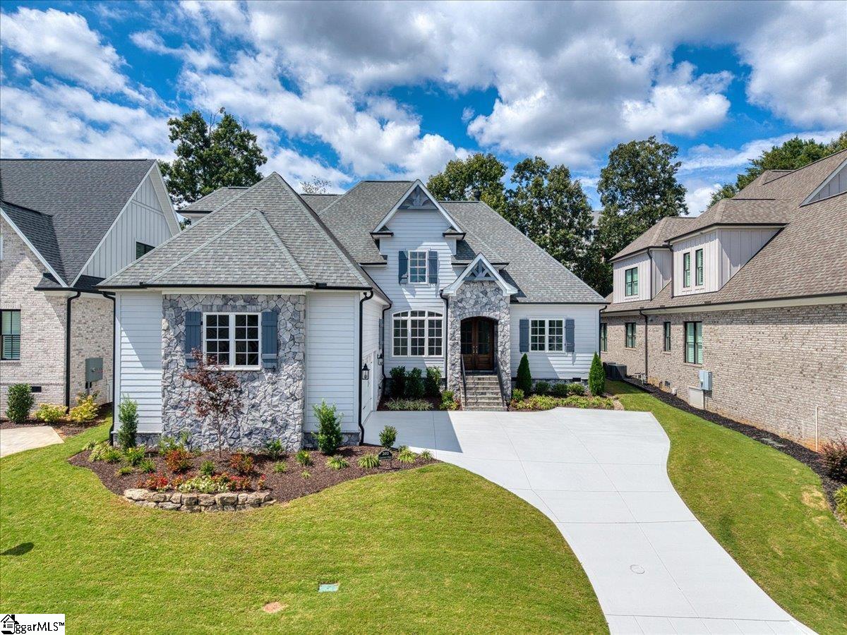 202 Chestnut Pond Lane Simpsonville, SC 29681