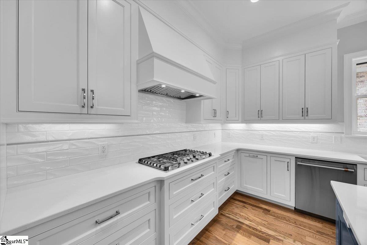 202 Chestnut Pond Lane Simpsonville, SC 29681