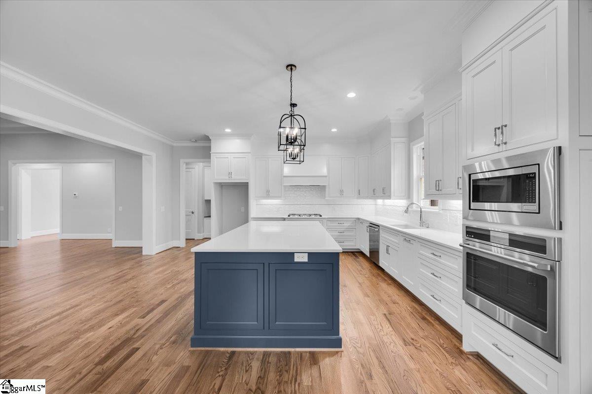 202 Chestnut Pond Lane Simpsonville, SC 29681
