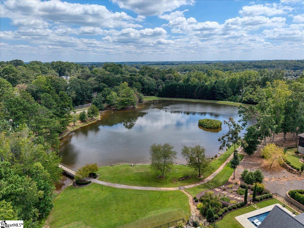 202 Chestnut Pond Lane Simpsonville, SC 29681
