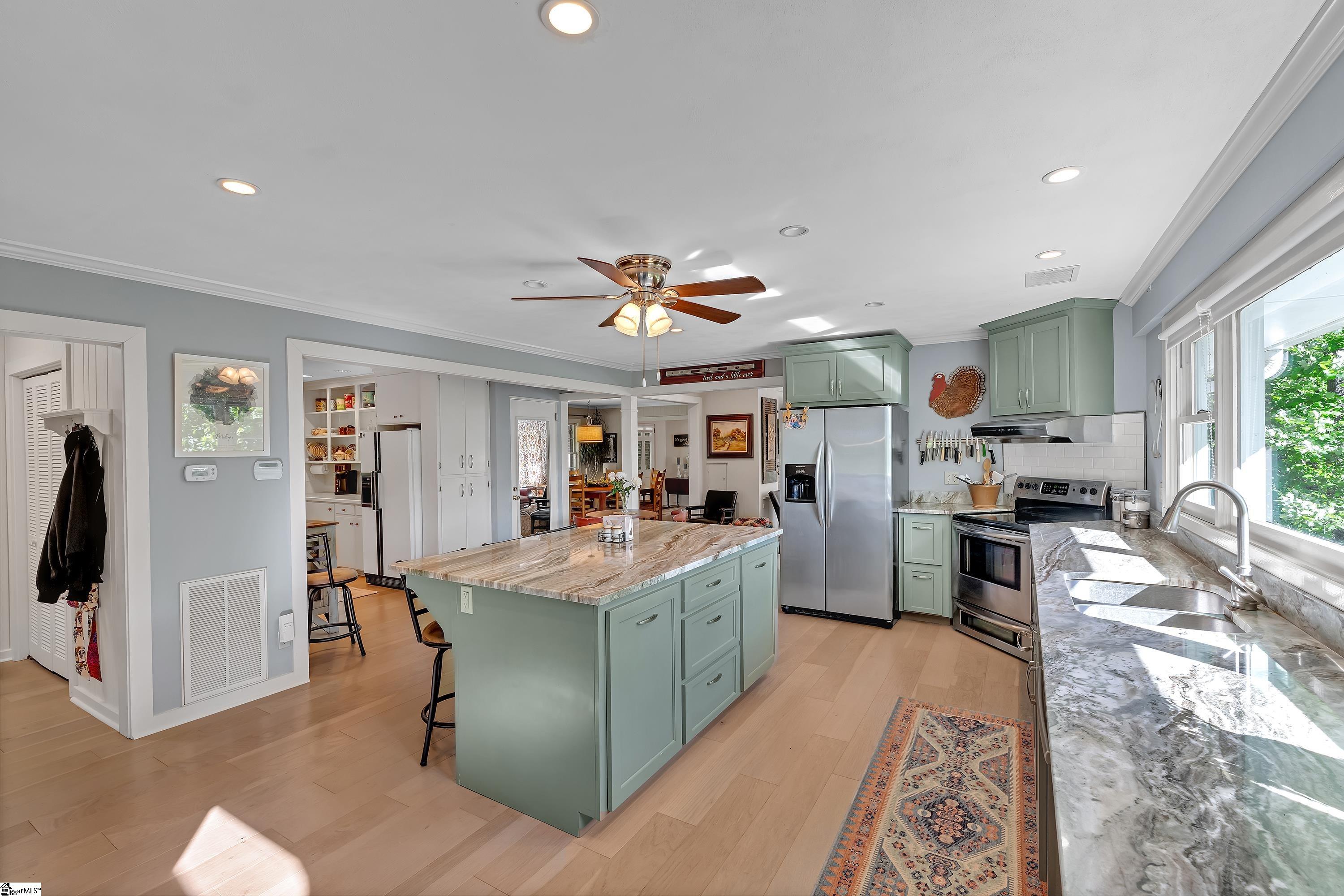 Homes for sale in Landrum, SC | 7 Hearthstone Ln, Landrum, SC 29356 | MLS# 1569387