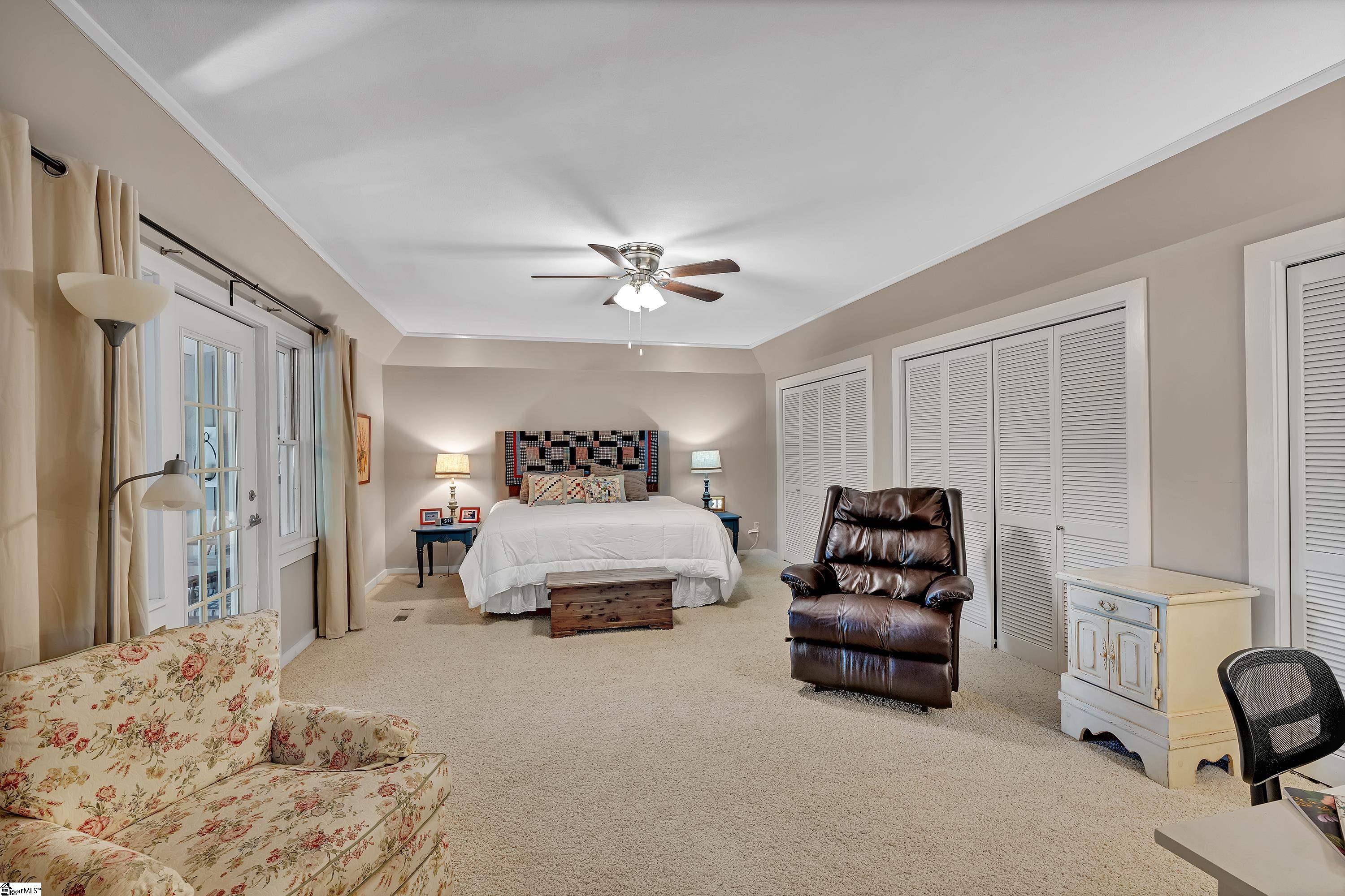 Homes for sale in Landrum, SC | 7 Hearthstone Ln, Landrum, SC 29356 | MLS# 1569387