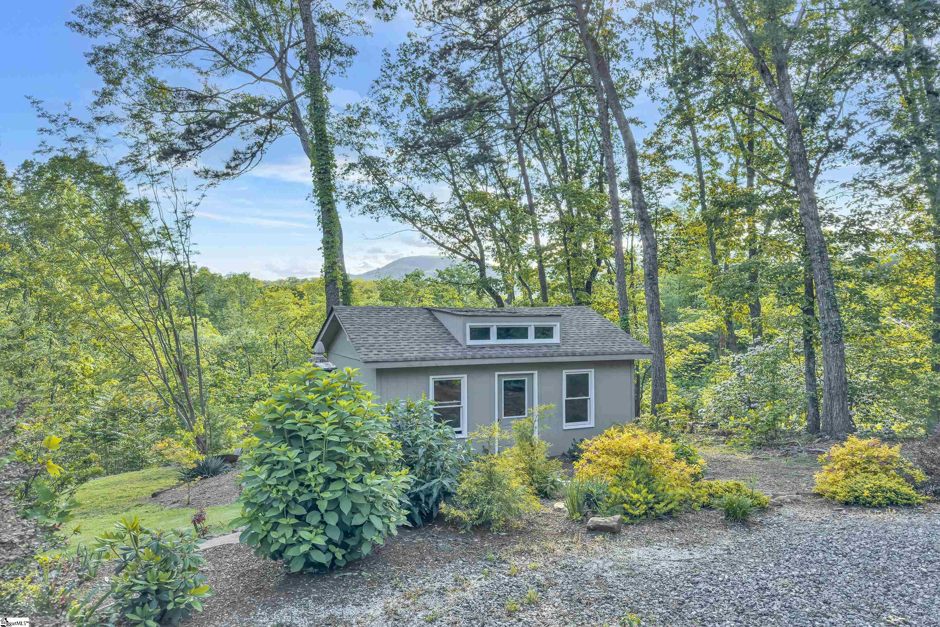 Homes for sale in Landrum, SC | 7 Hearthstone Ln, Landrum, SC 29356 | MLS# 1569387