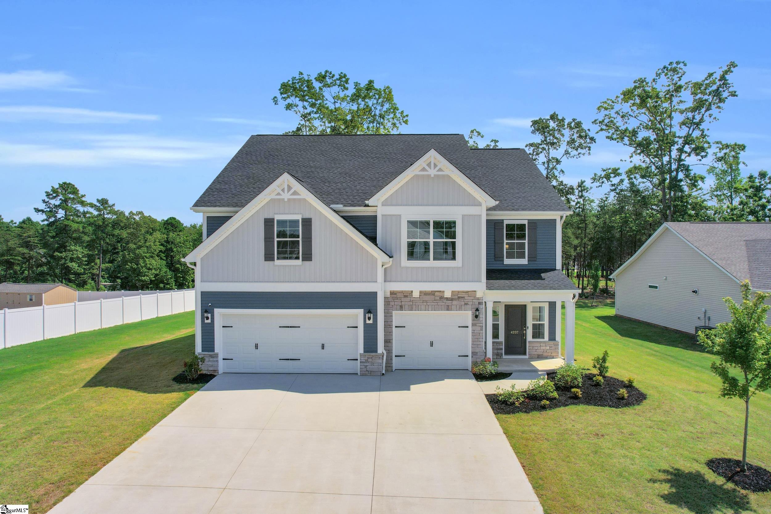4207 Winding Ridge Lane Boiling Springs, SC 29316