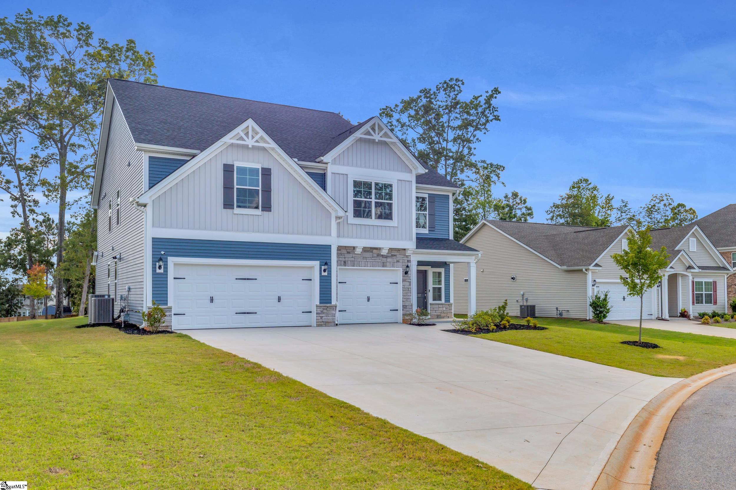 4207 Winding Ridge Lane Boiling Springs, SC 29316