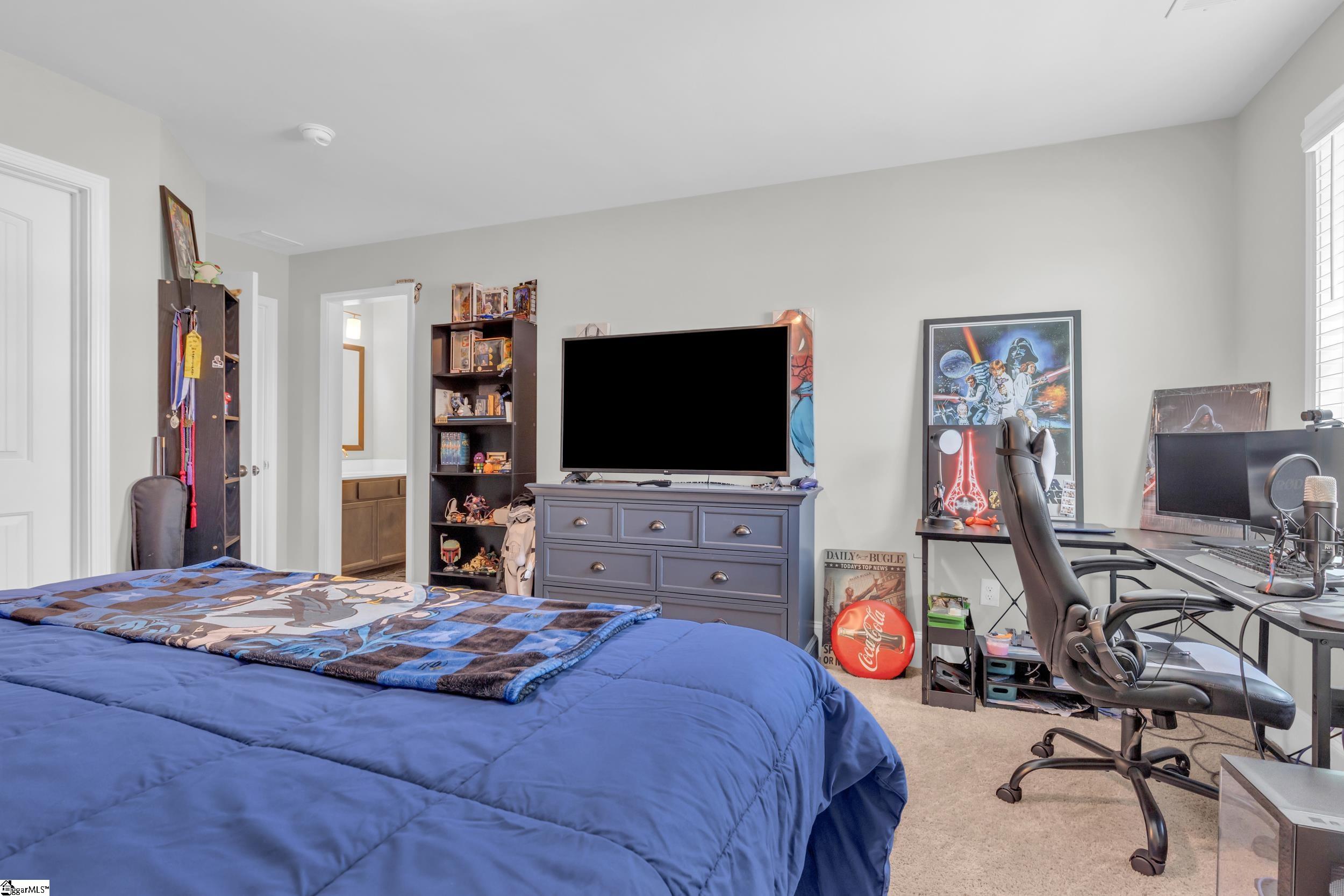 4207 Winding Ridge Lane Boiling Springs, SC 29316