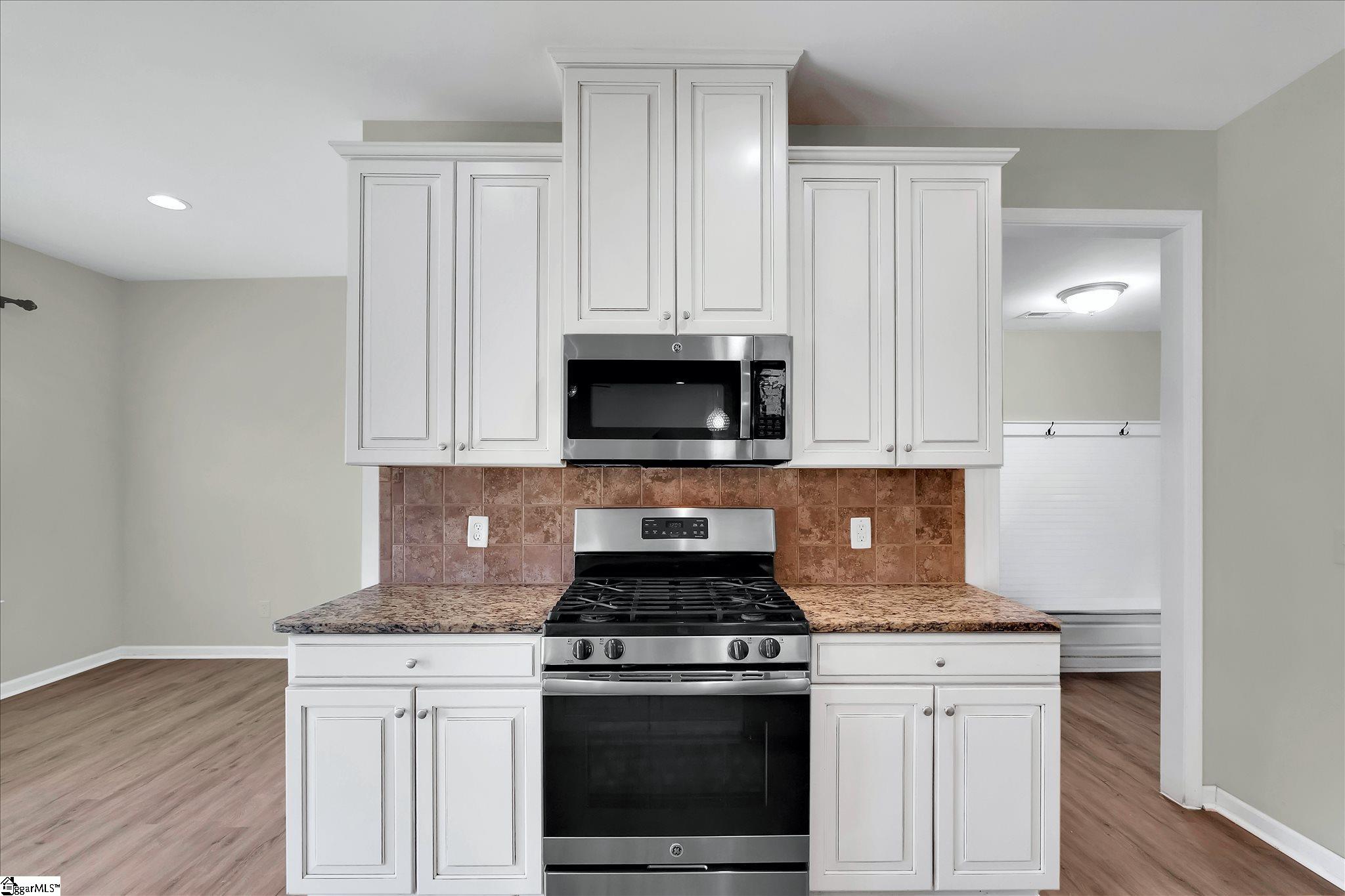 220 Waters Run Lane Simpsonville, SC 29681