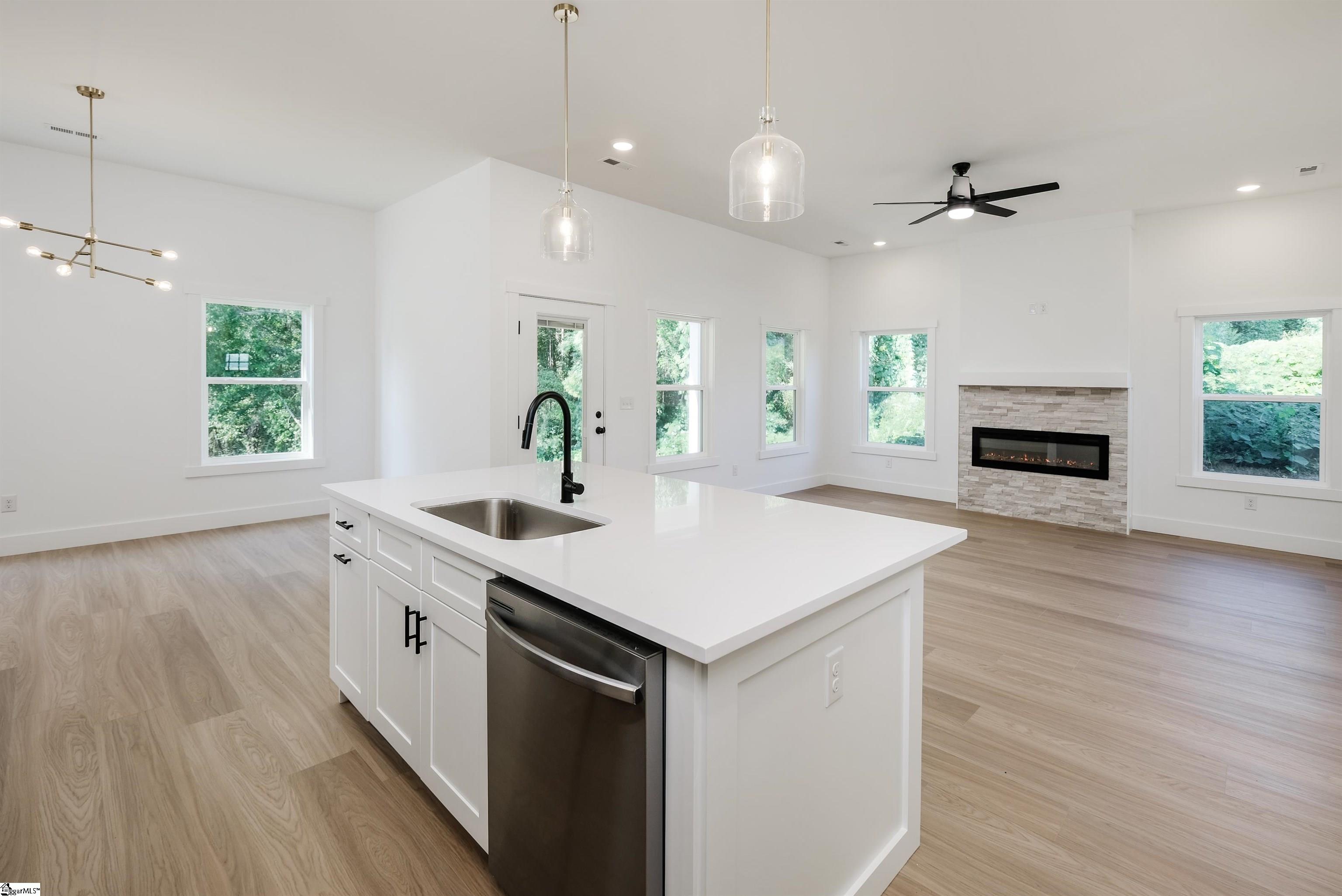 506 Vault Way Roebuck, SC 29376