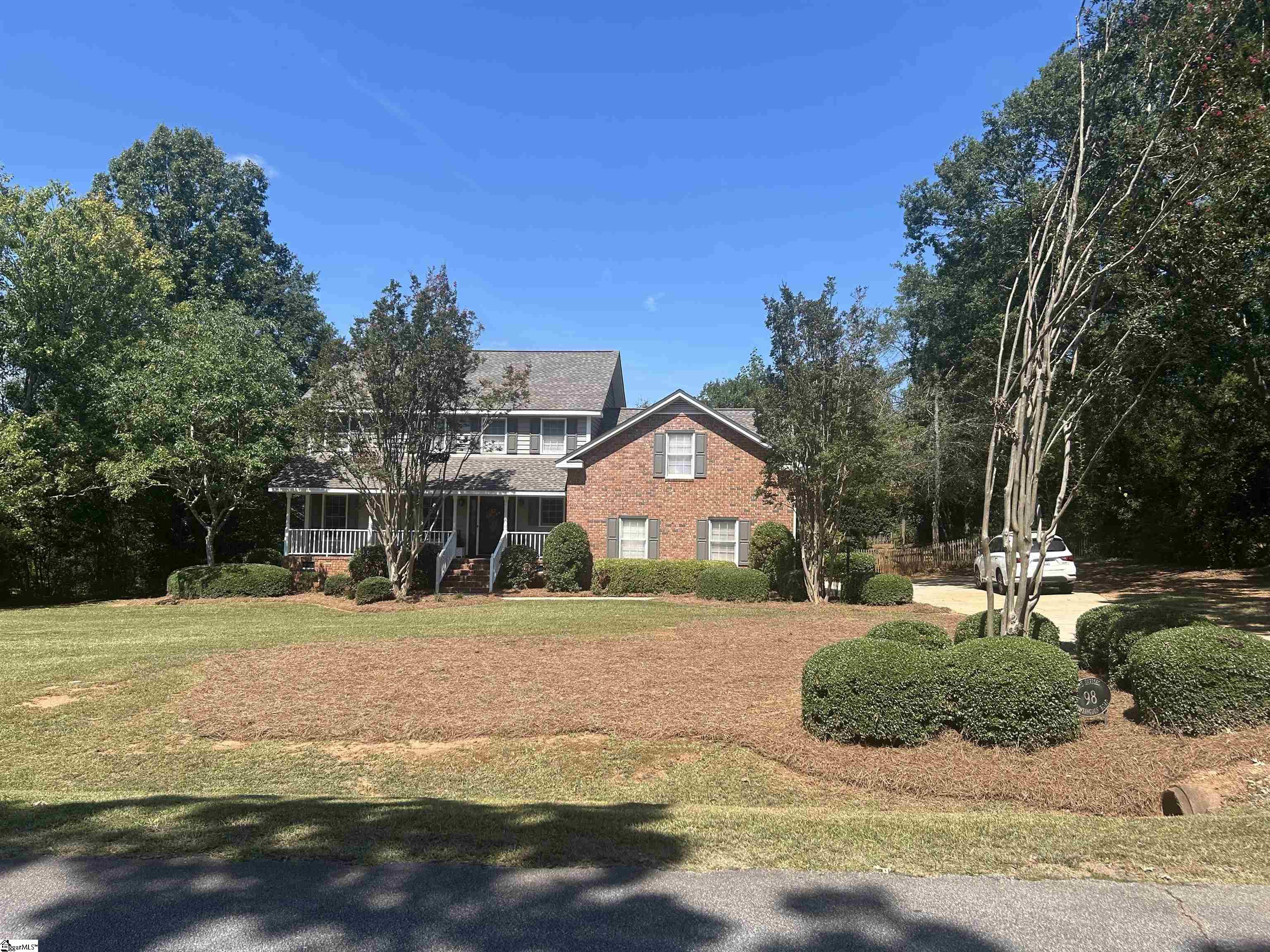 98 Huntingdon Road Clinton, SC 29325