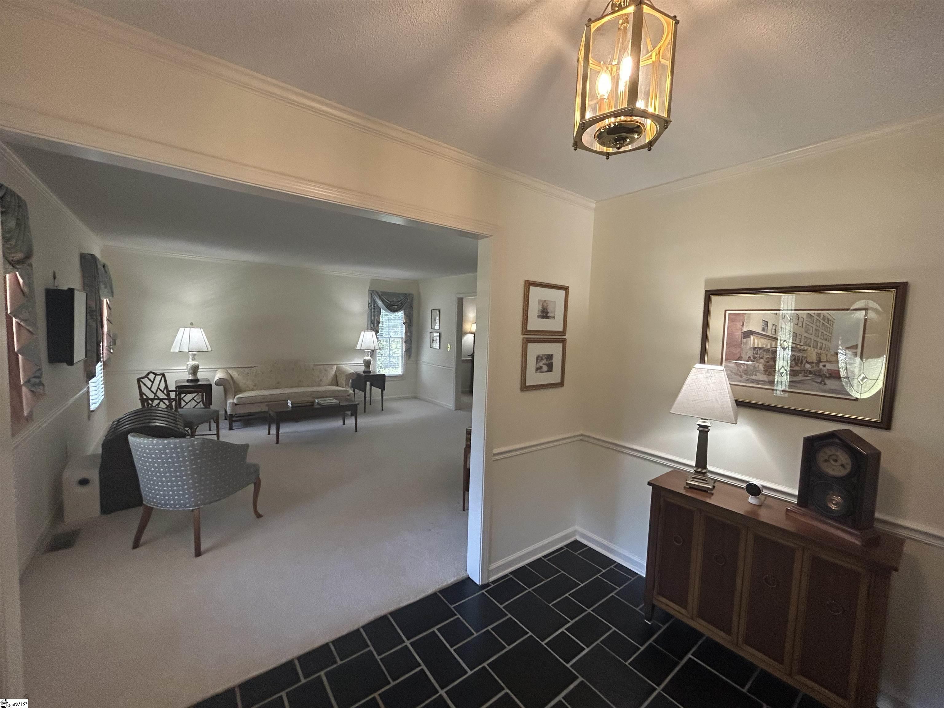 98 Huntingdon Road Clinton, SC 29325