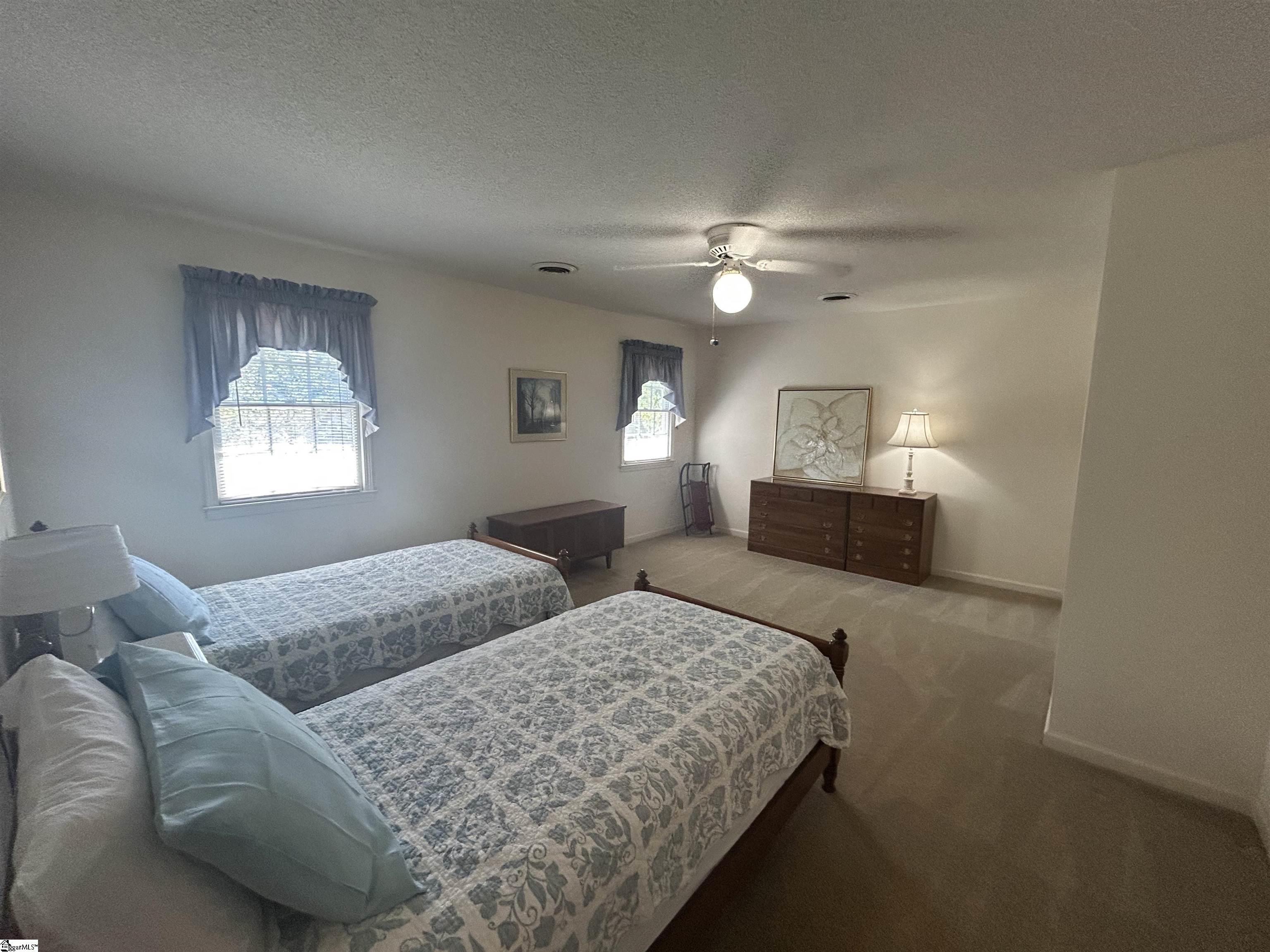 98 Huntingdon Road Clinton, SC 29325