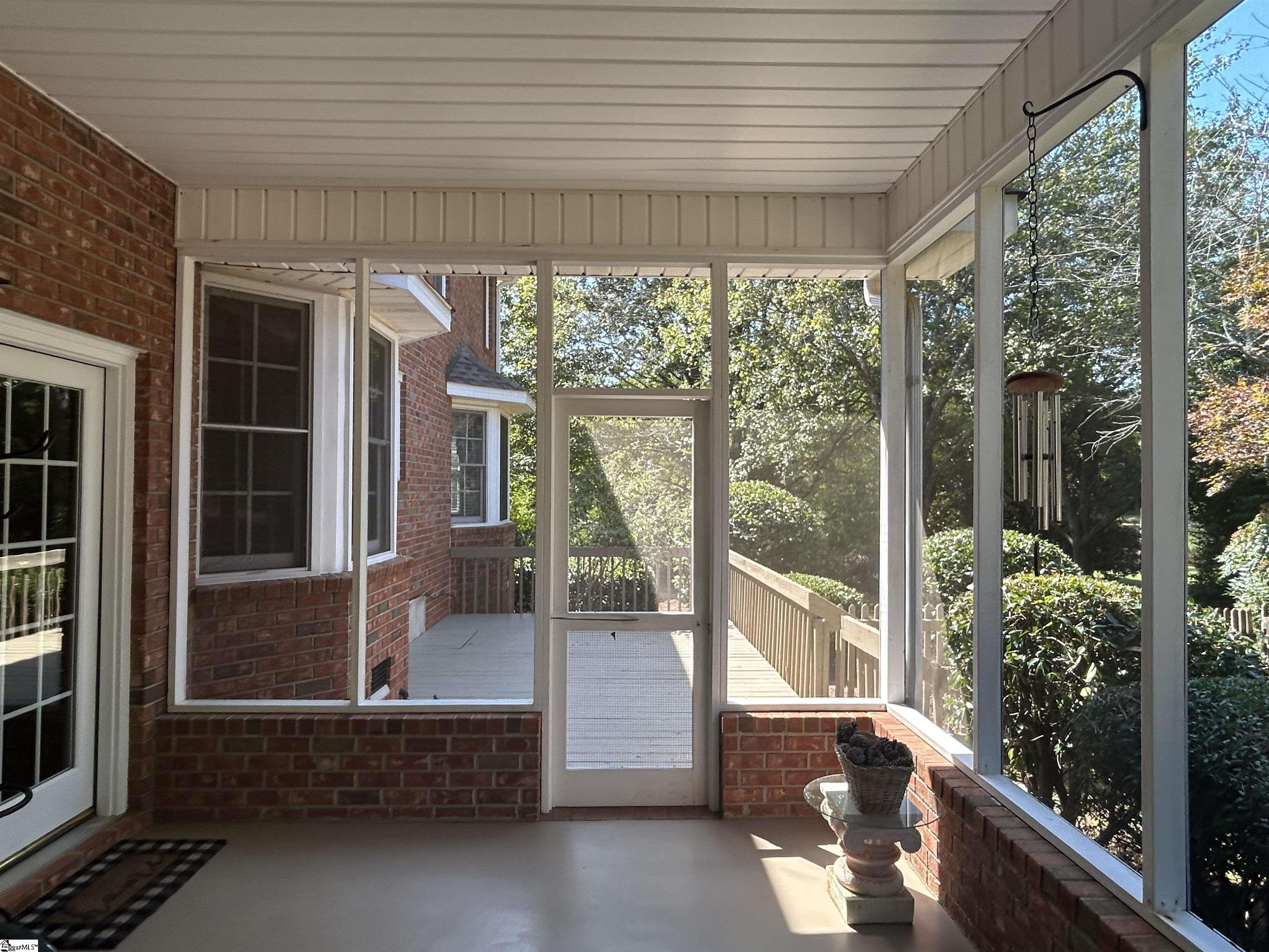 98 Huntingdon Road Clinton, SC 29325